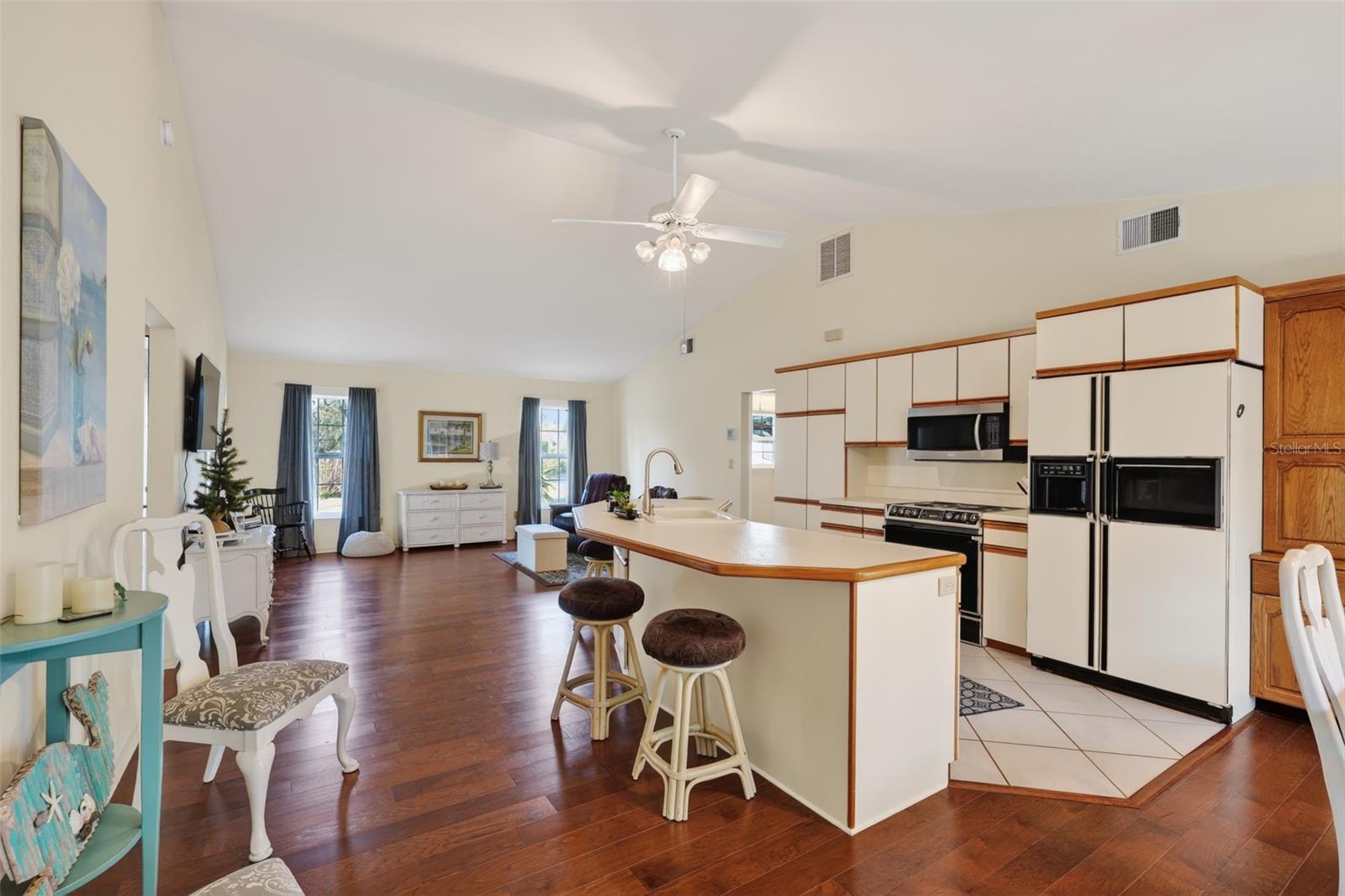 6365 Whip O Will Ln Property Photo 11