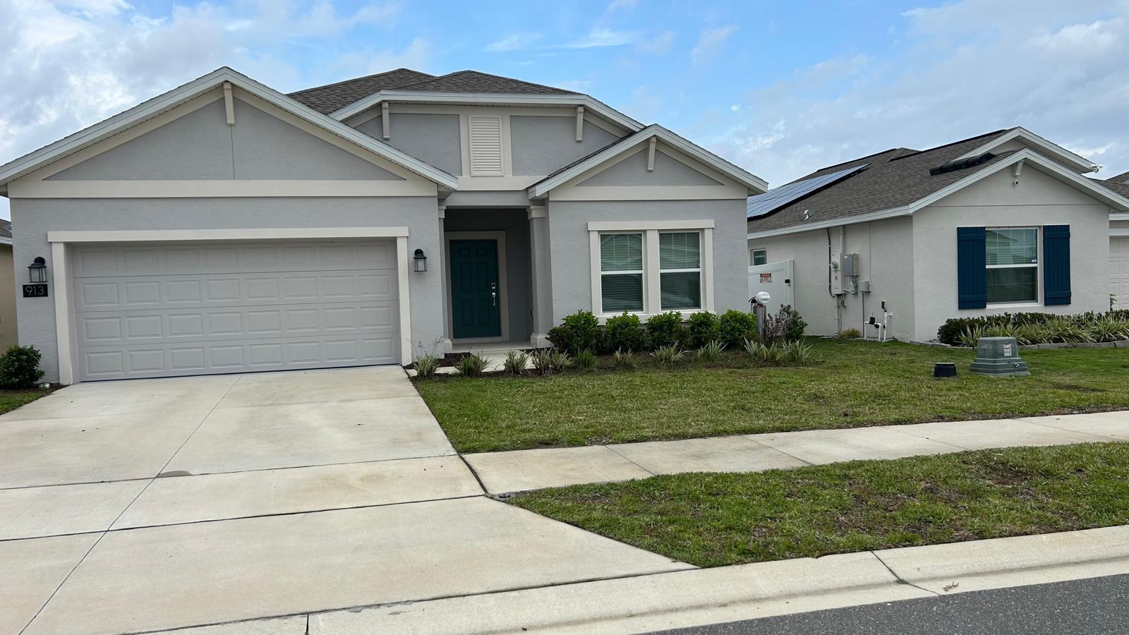 913 Laurel View Way Property Photo 1