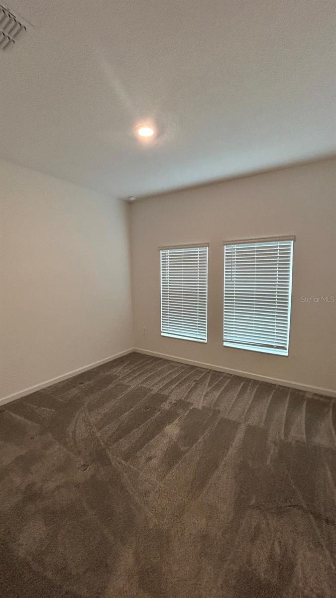 913 Laurel View Way Property Photo 7