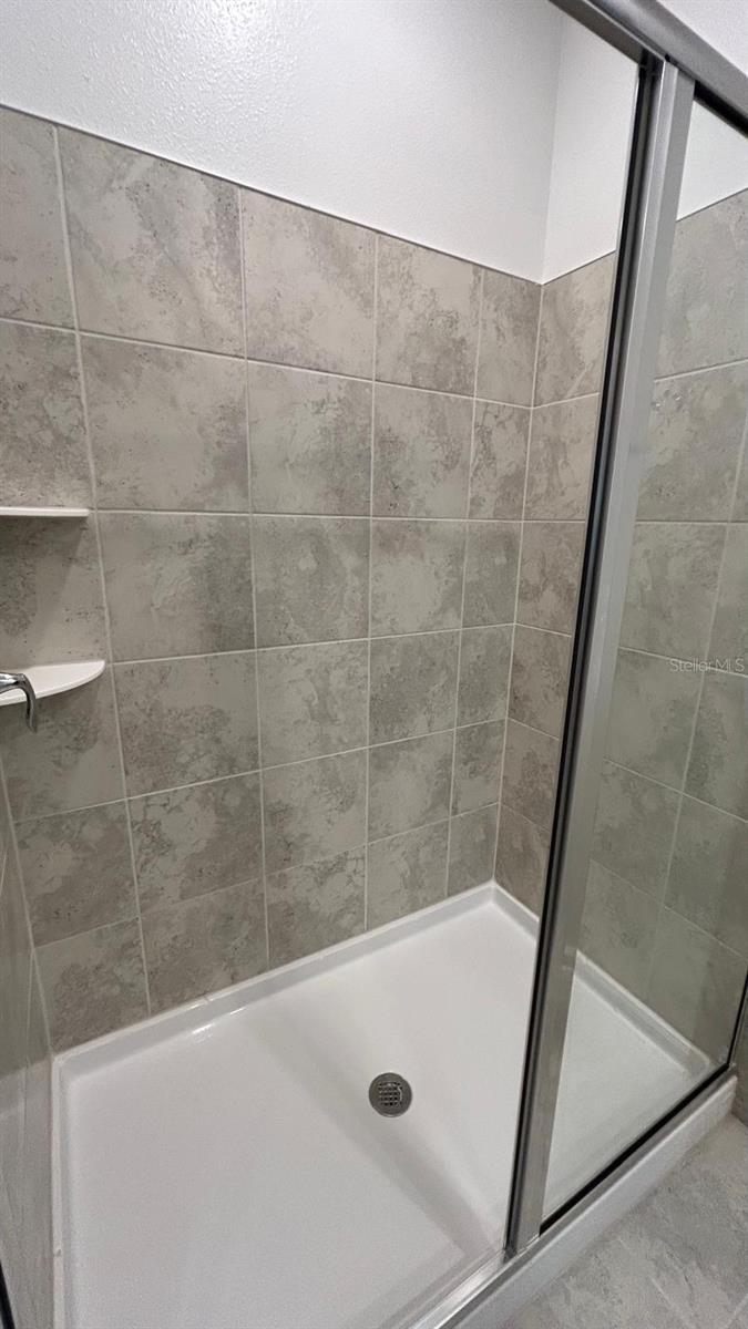 913 Laurel View Way Property Photo 9