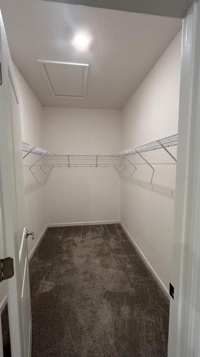 913 Laurel View Way Property Photo 11