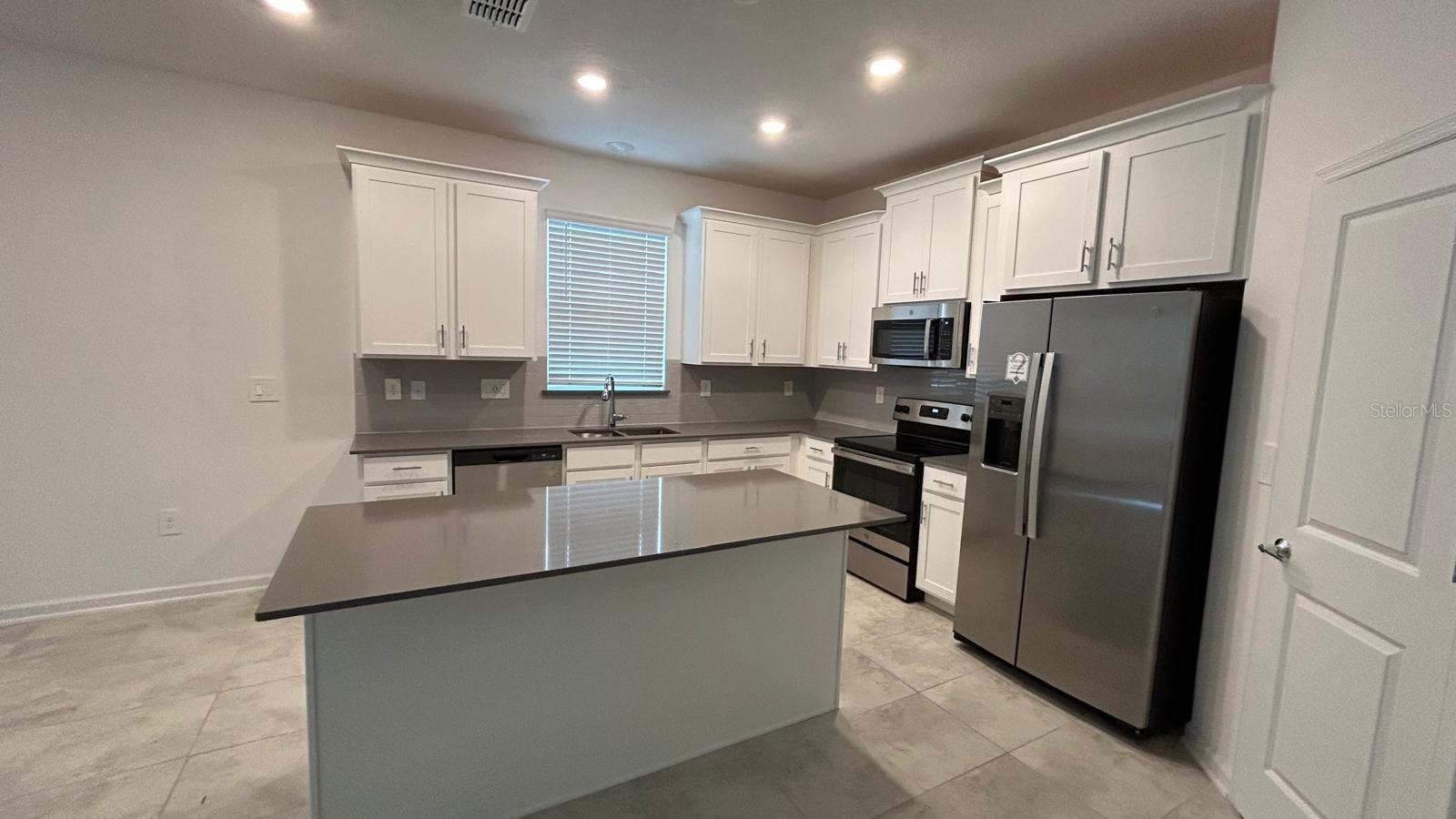 913 Laurel View Way Property Photo 20