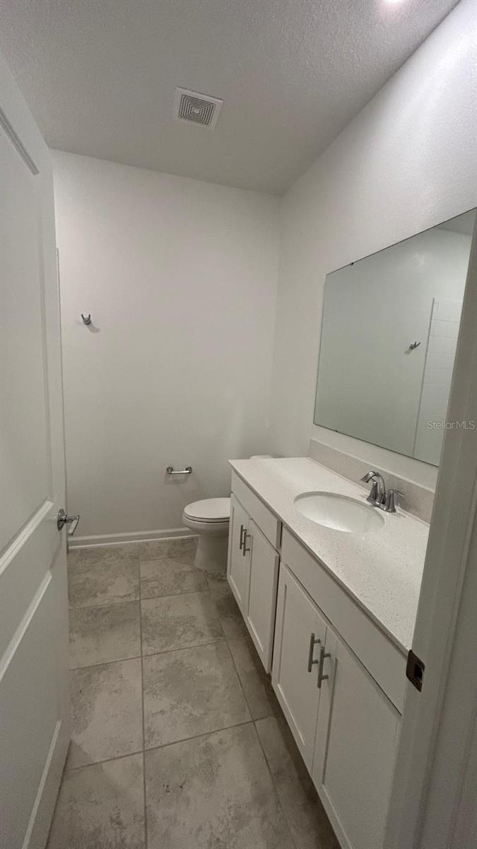 913 Laurel View Way Property Photo 24