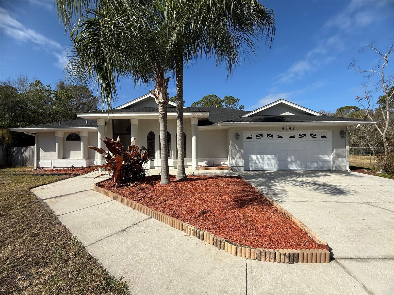 4548 Yorkshire Ln Property Photo 1