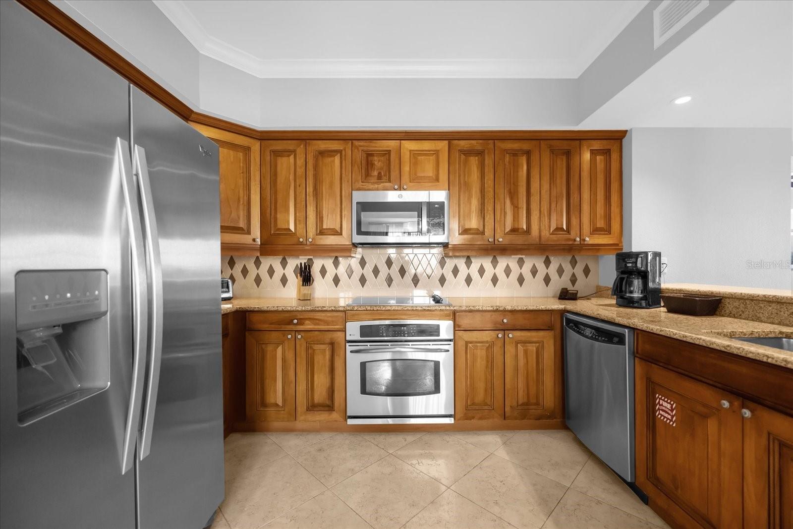 7593 Gathering Dr #608 Property Photo 4
