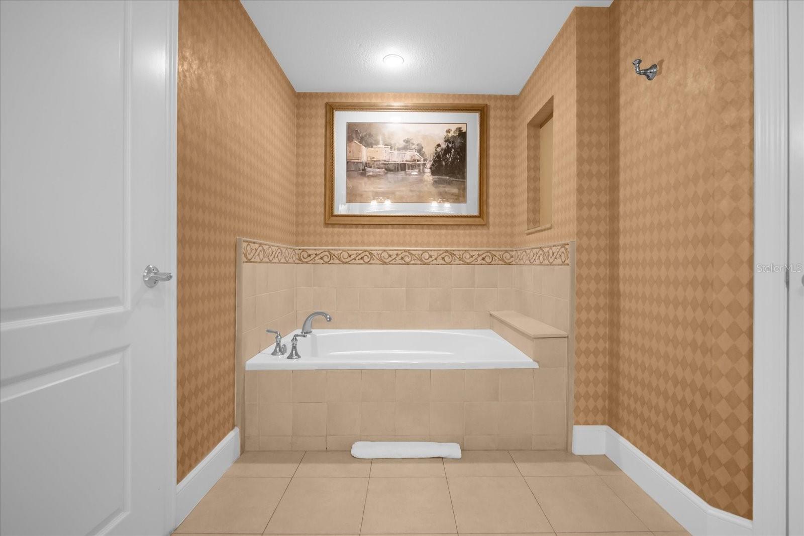 7593 Gathering Dr #608 Property Photo 26