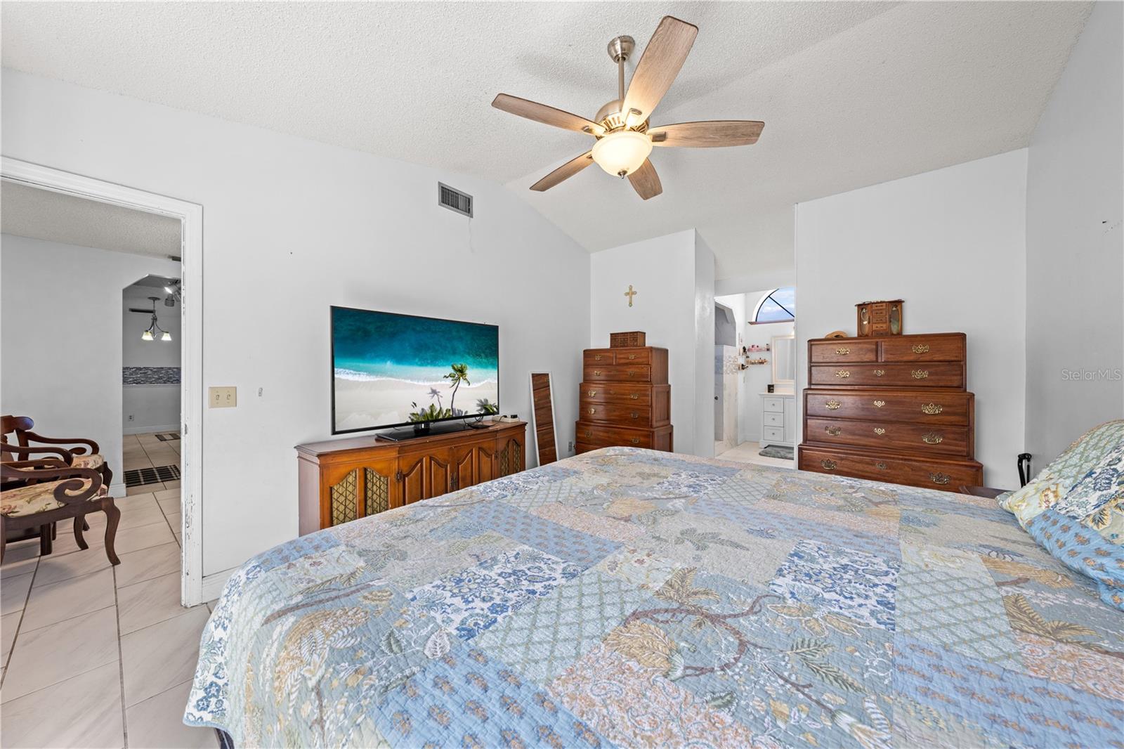 461 Providence Blvd Property Photo 15