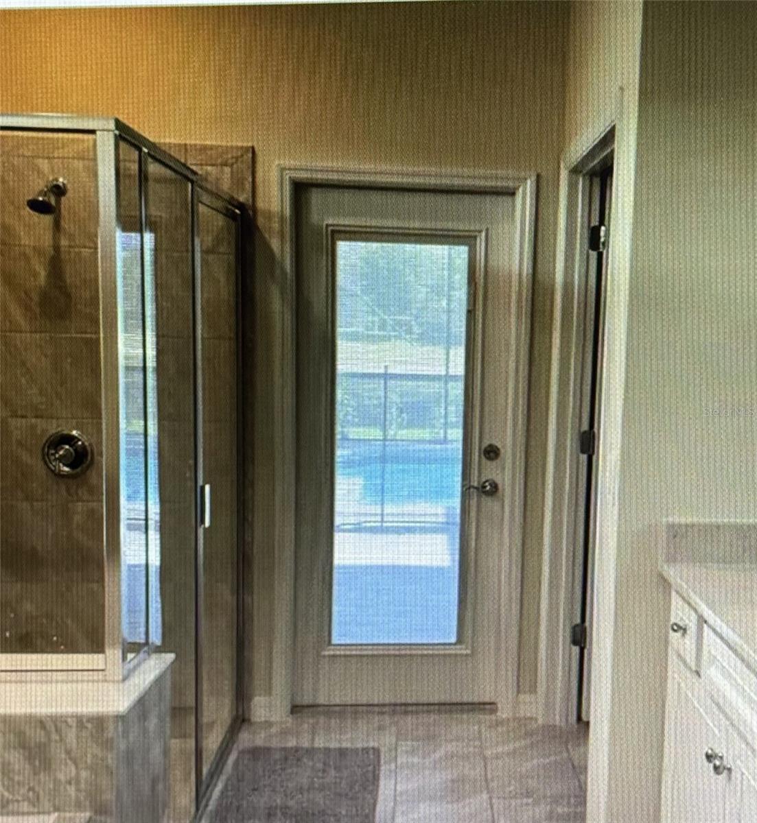 7239 Oakmoss Loop Property Photo 8