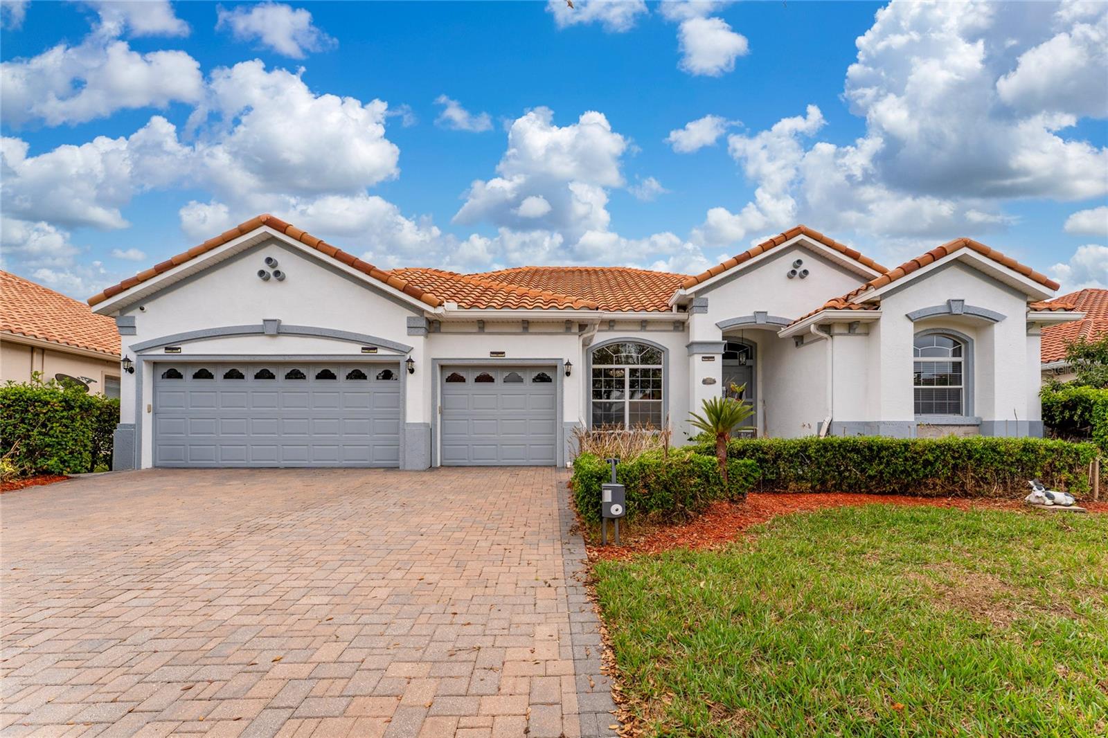 2770 SWOOP CIR