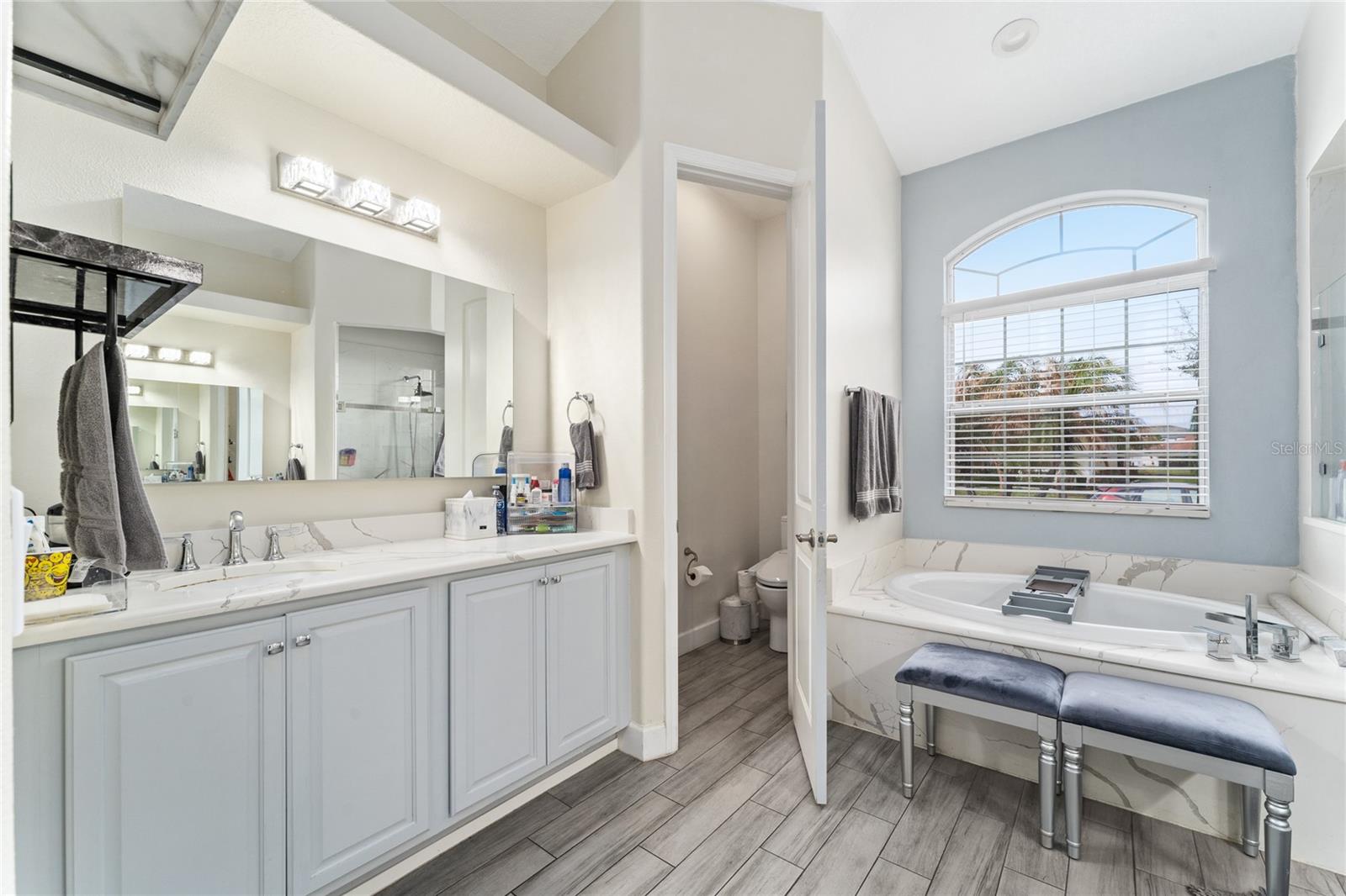 2770 Swoop Cir Property Photo 14