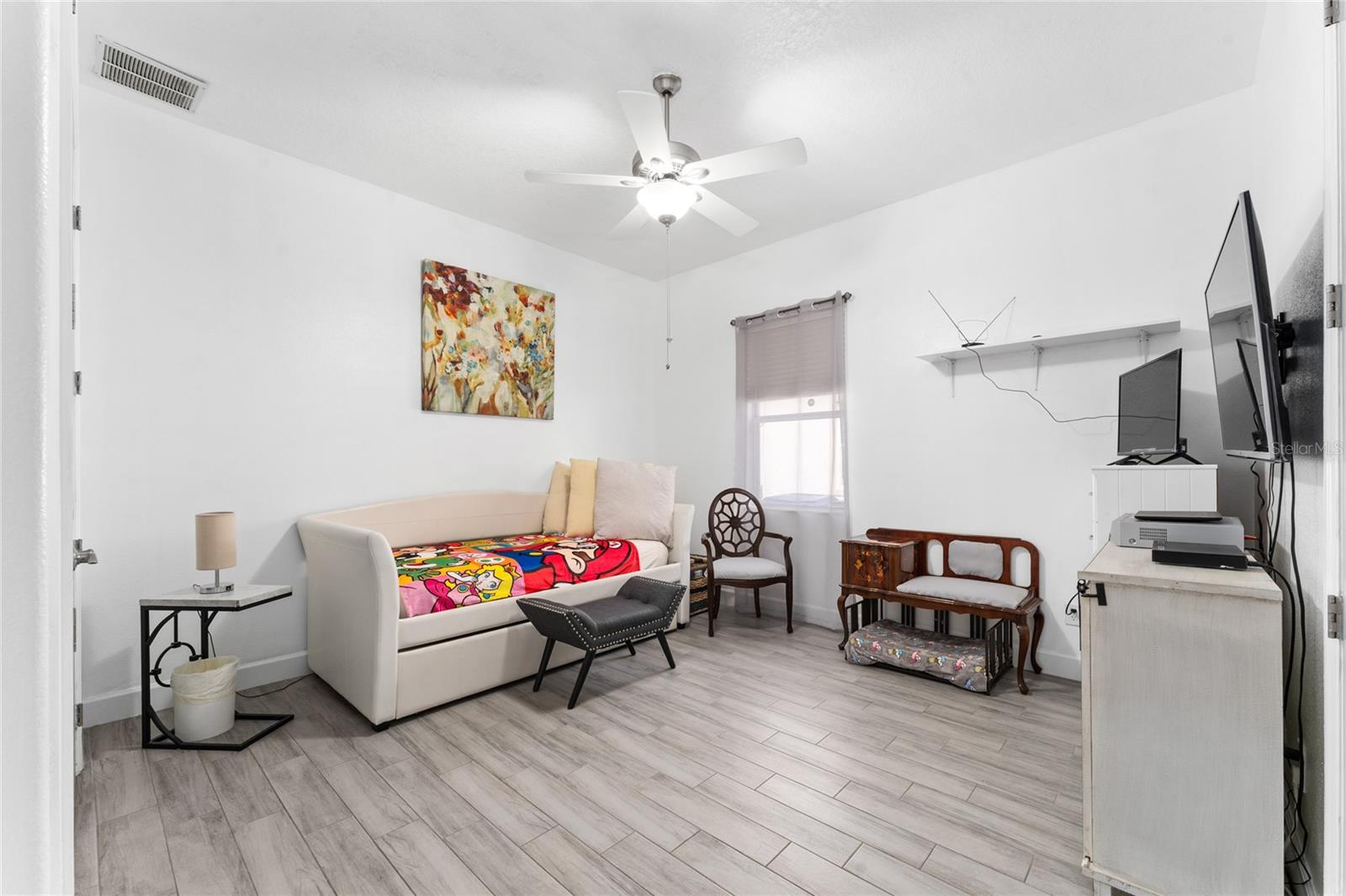 2770 Swoop Cir Property Photo 17