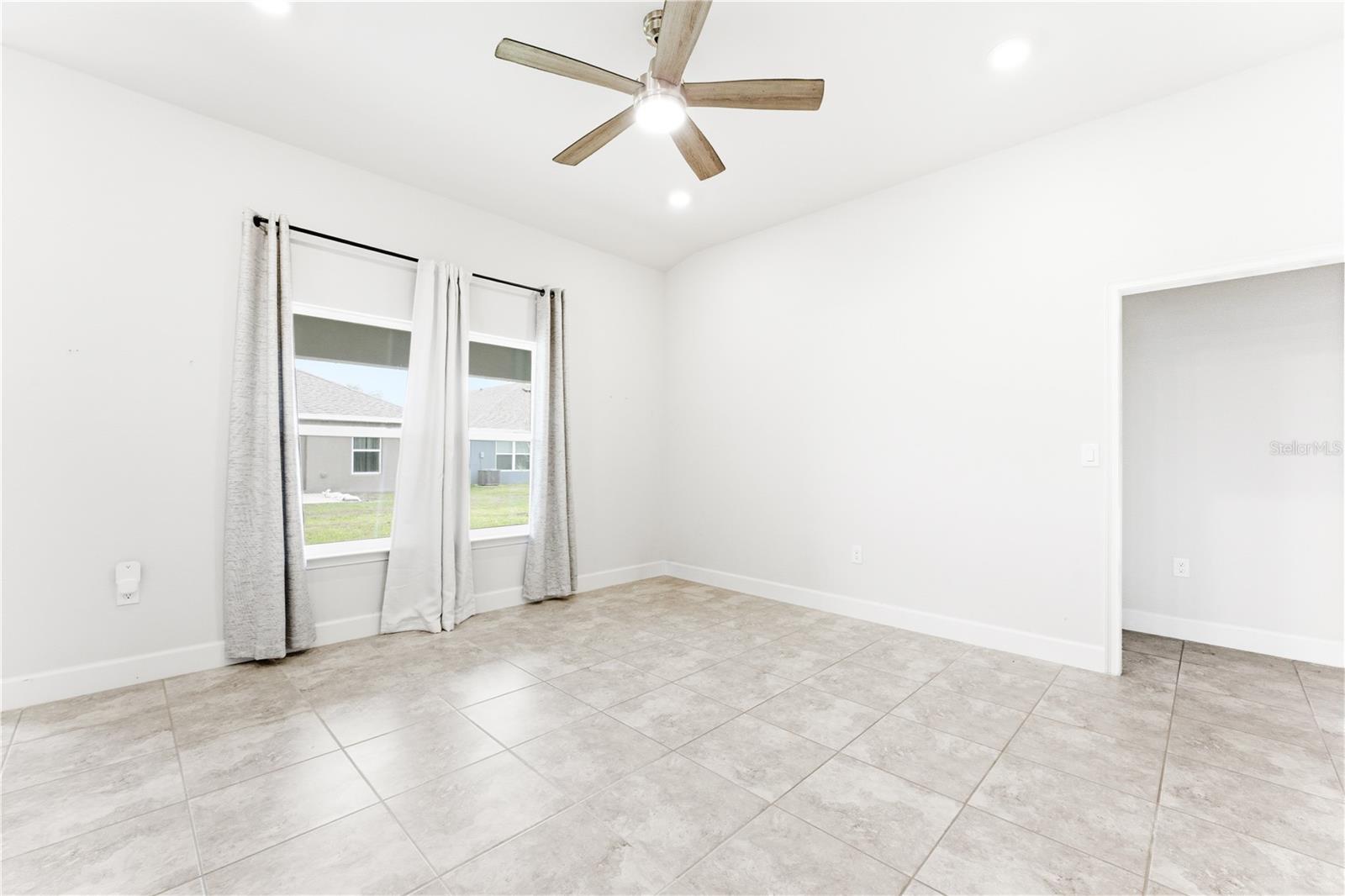 111 Krenson Bay Loop Property Photo 7