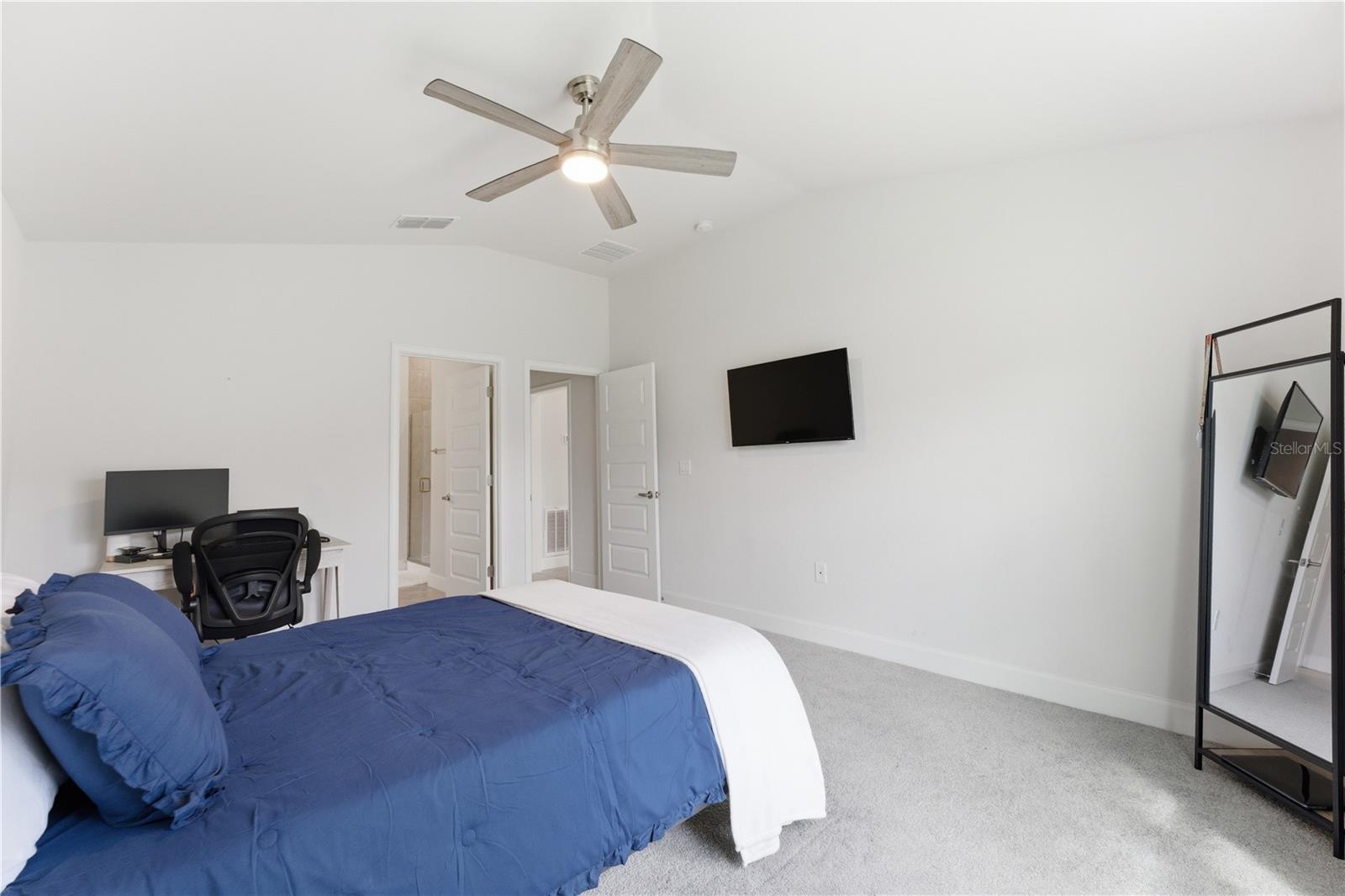 111 Krenson Bay Loop Property Photo 11