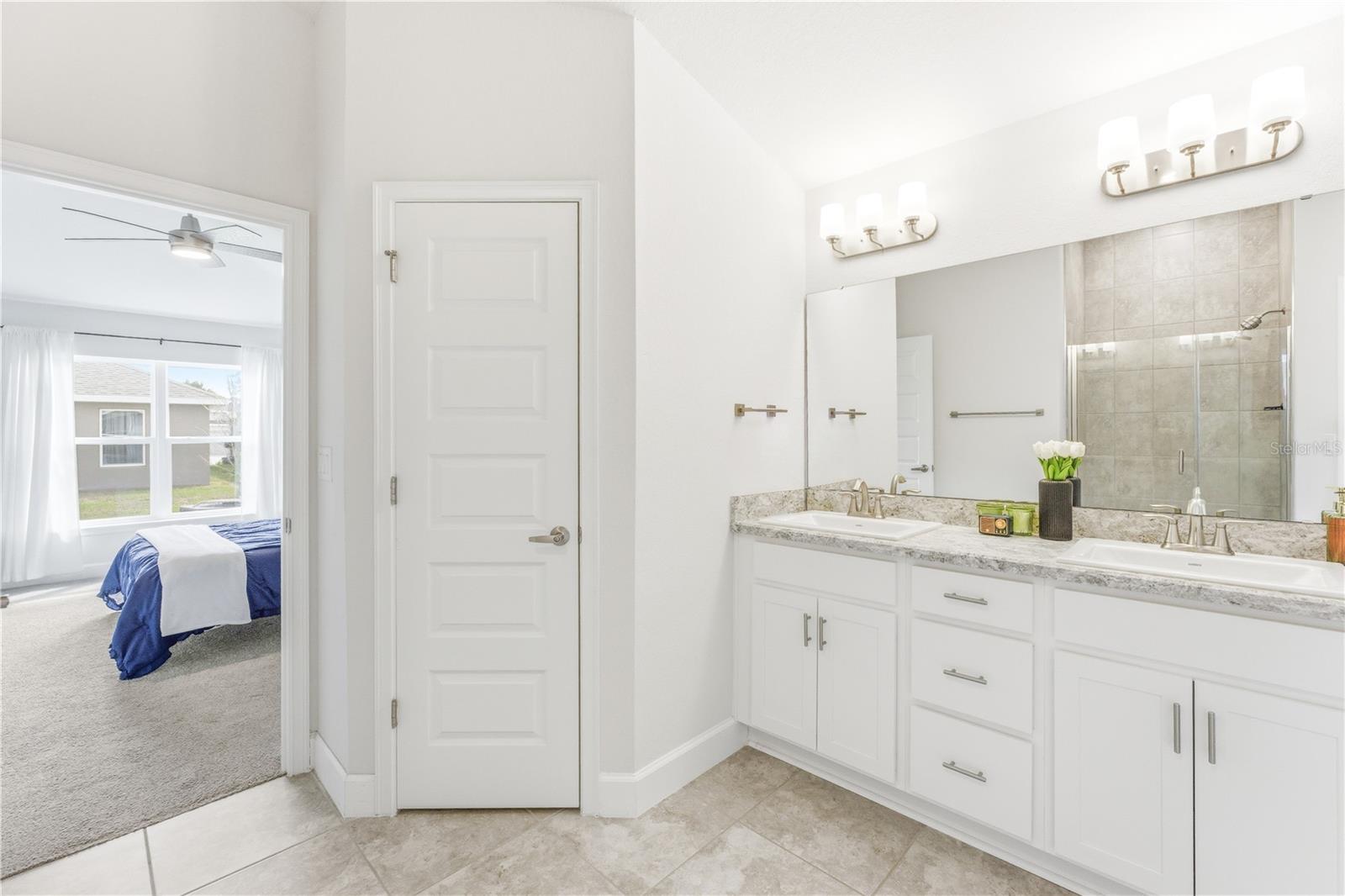 111 Krenson Bay Loop Property Photo 16