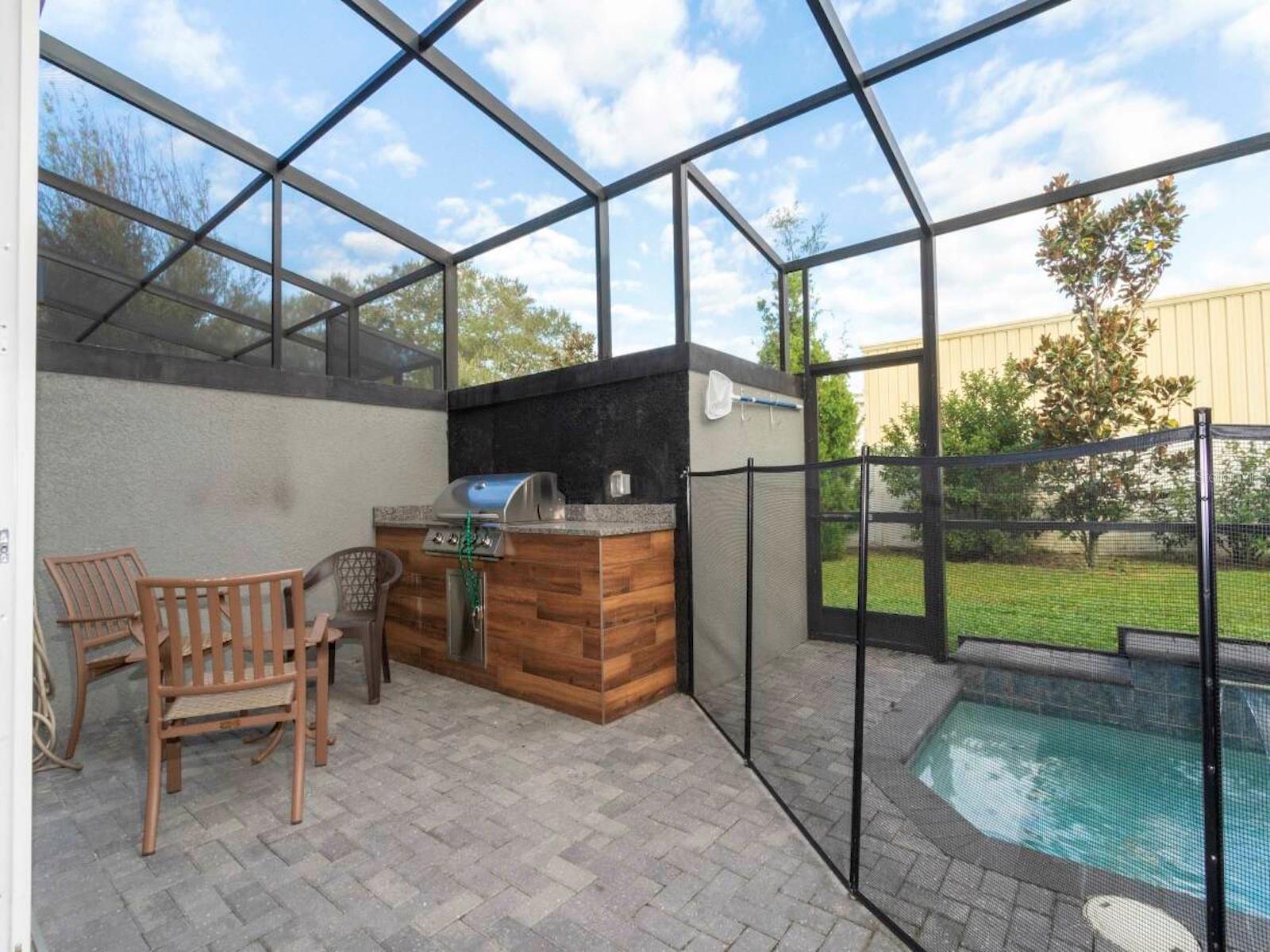 4425 Le Reve Ct Property Photo 3