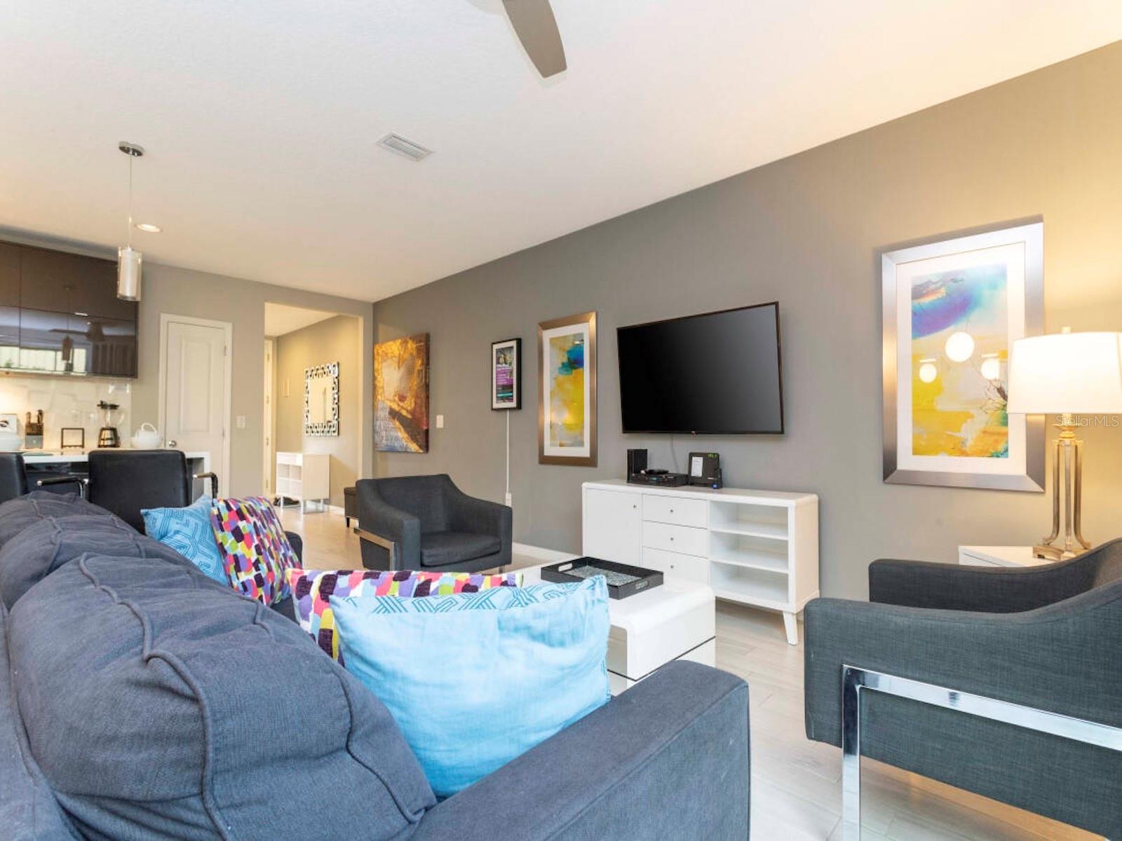 4425 Le Reve Ct Property Photo 13
