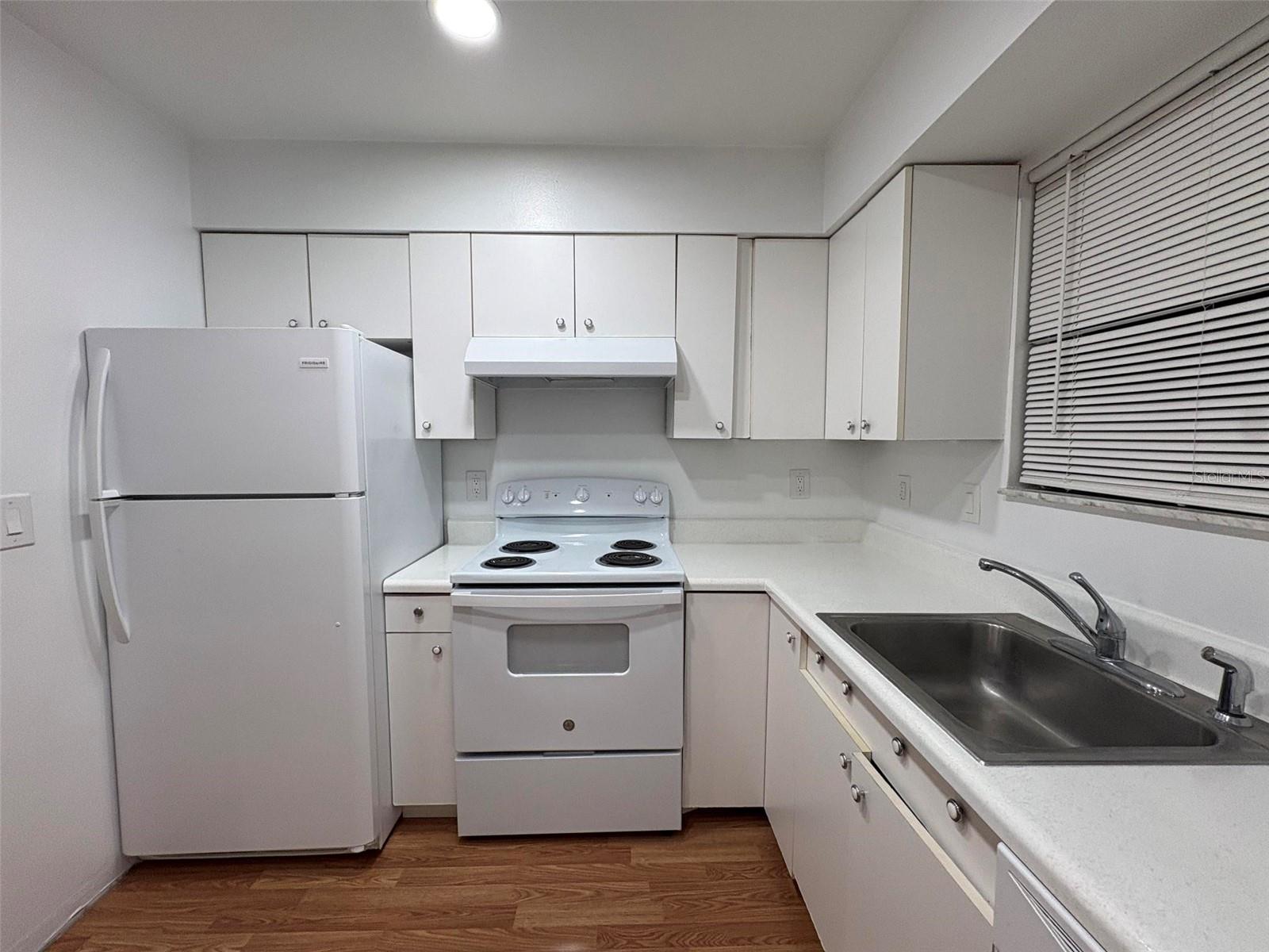 1724 Foxhall Cir #1724 Property Photo 6