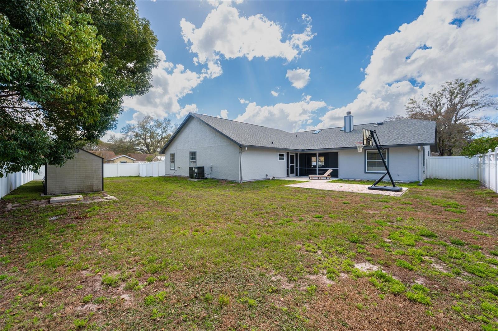 5521 Oak St Property Photo 49