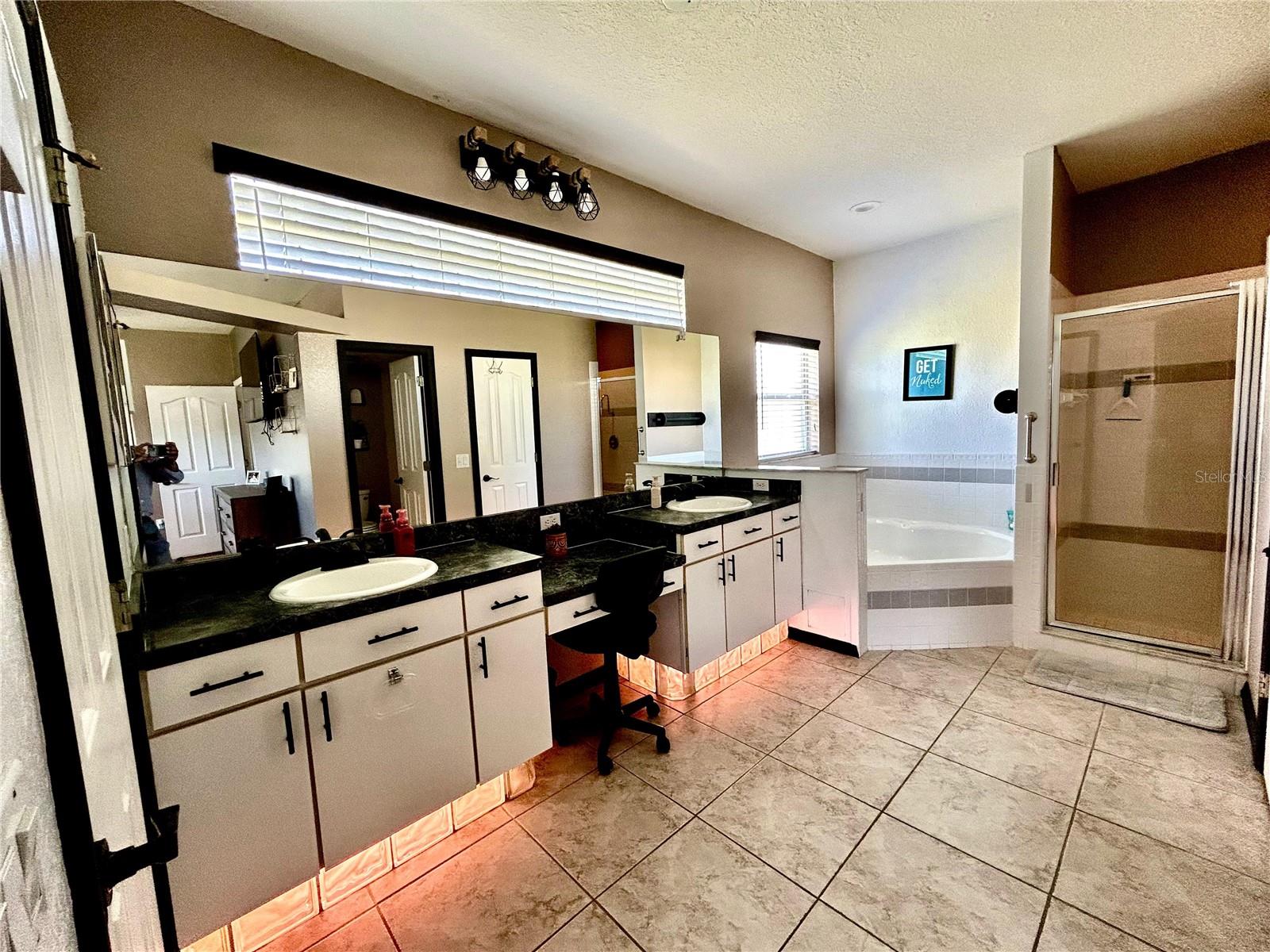 2085 Raymond Dr Property Photo 28
