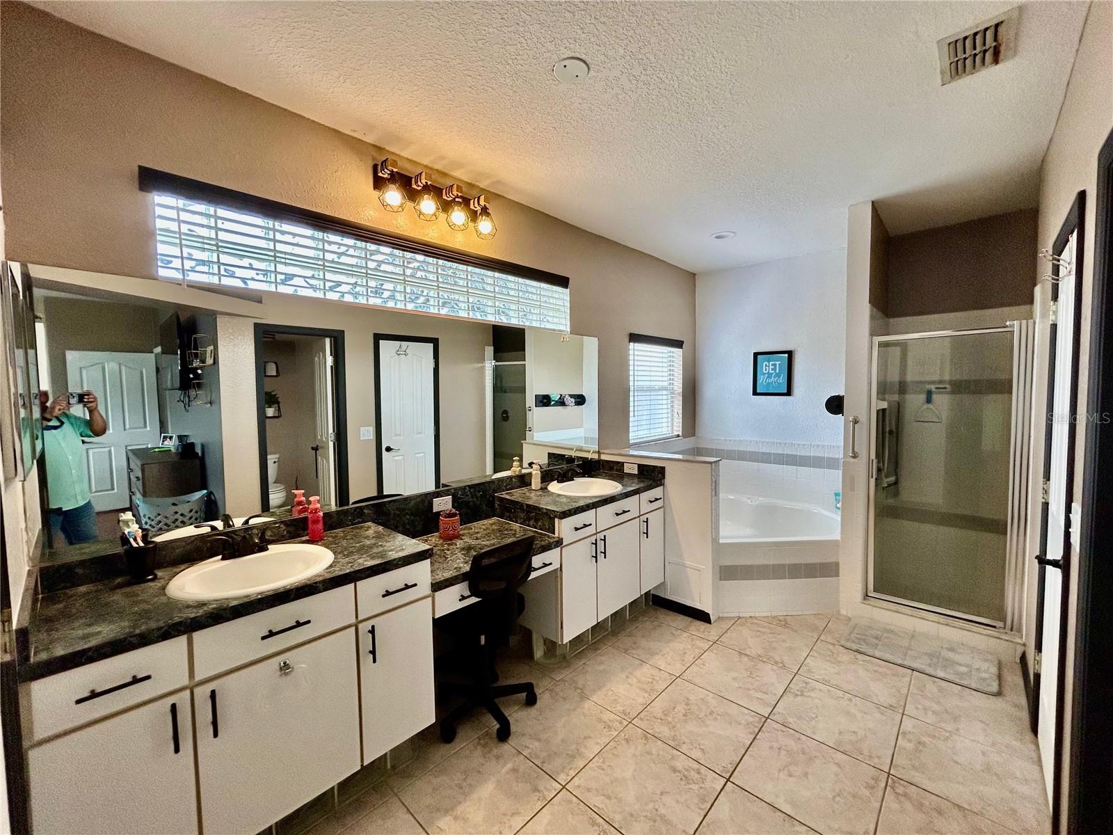 2085 Raymond Dr Property Photo 29