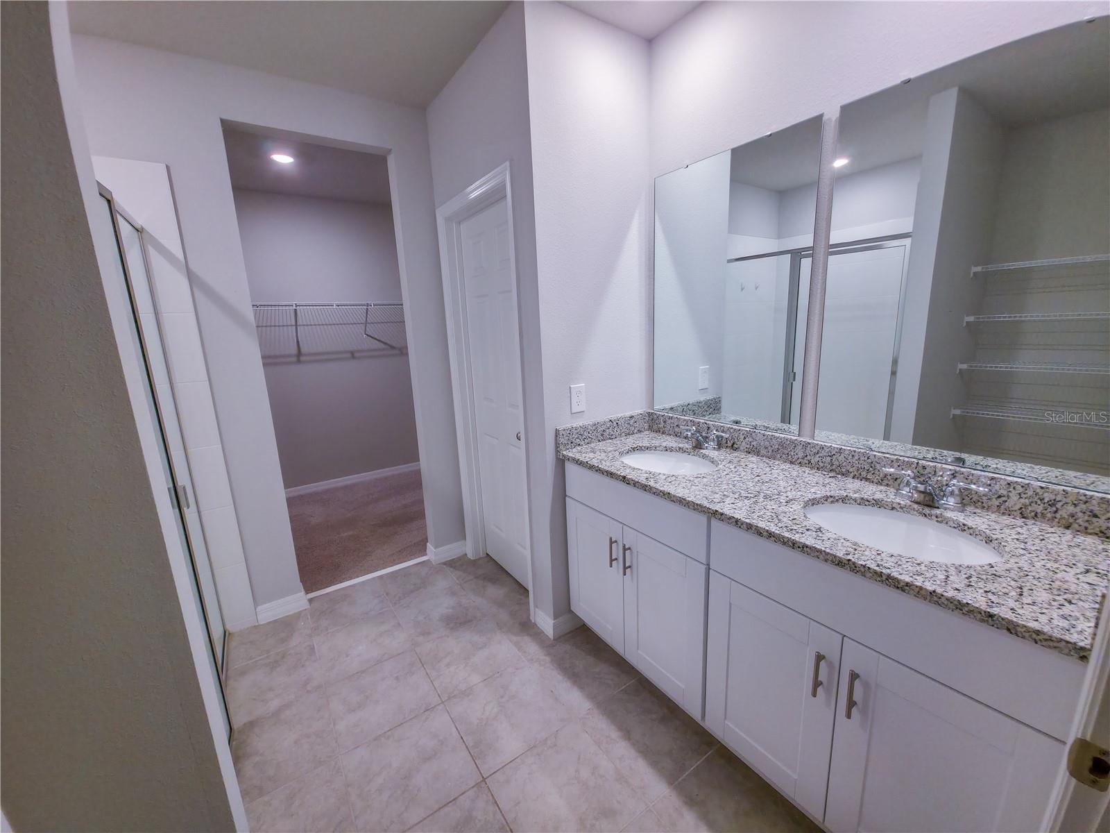 3301 Weitzel Dr Property Photo 3