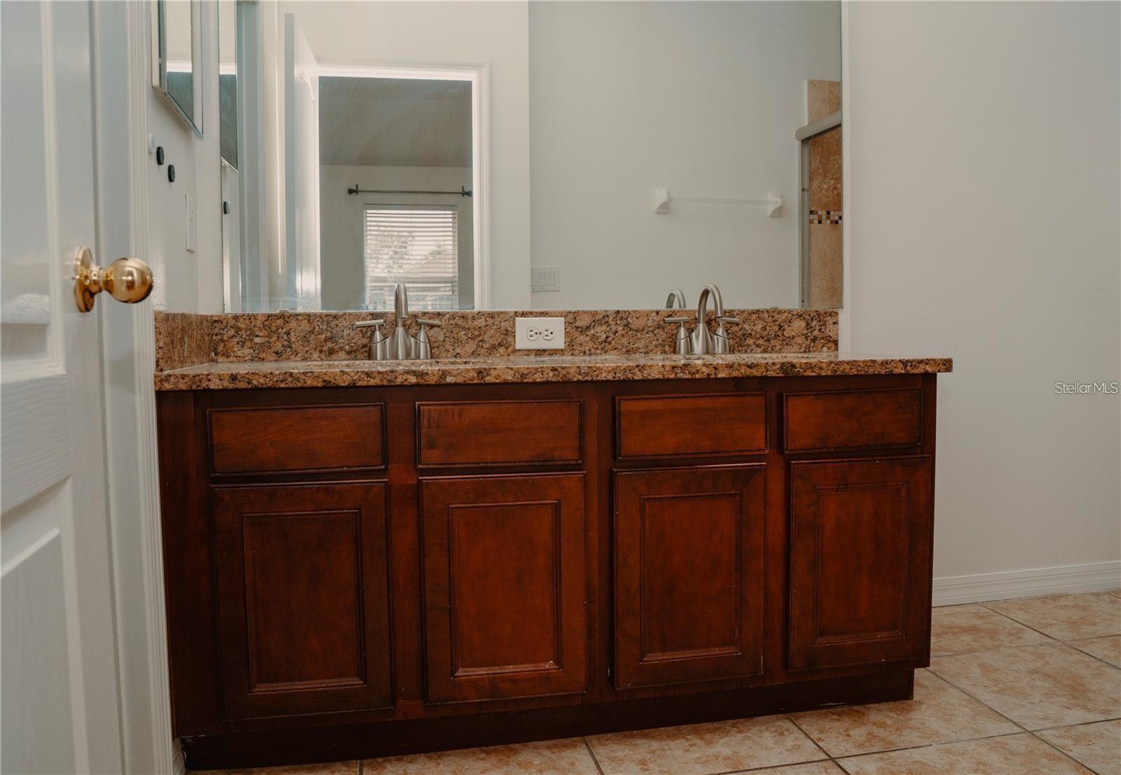 2018 Estancia Cir #c Property Photo 21