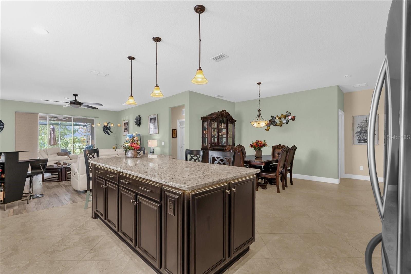 715 Asturias Rd Property Photo 8
