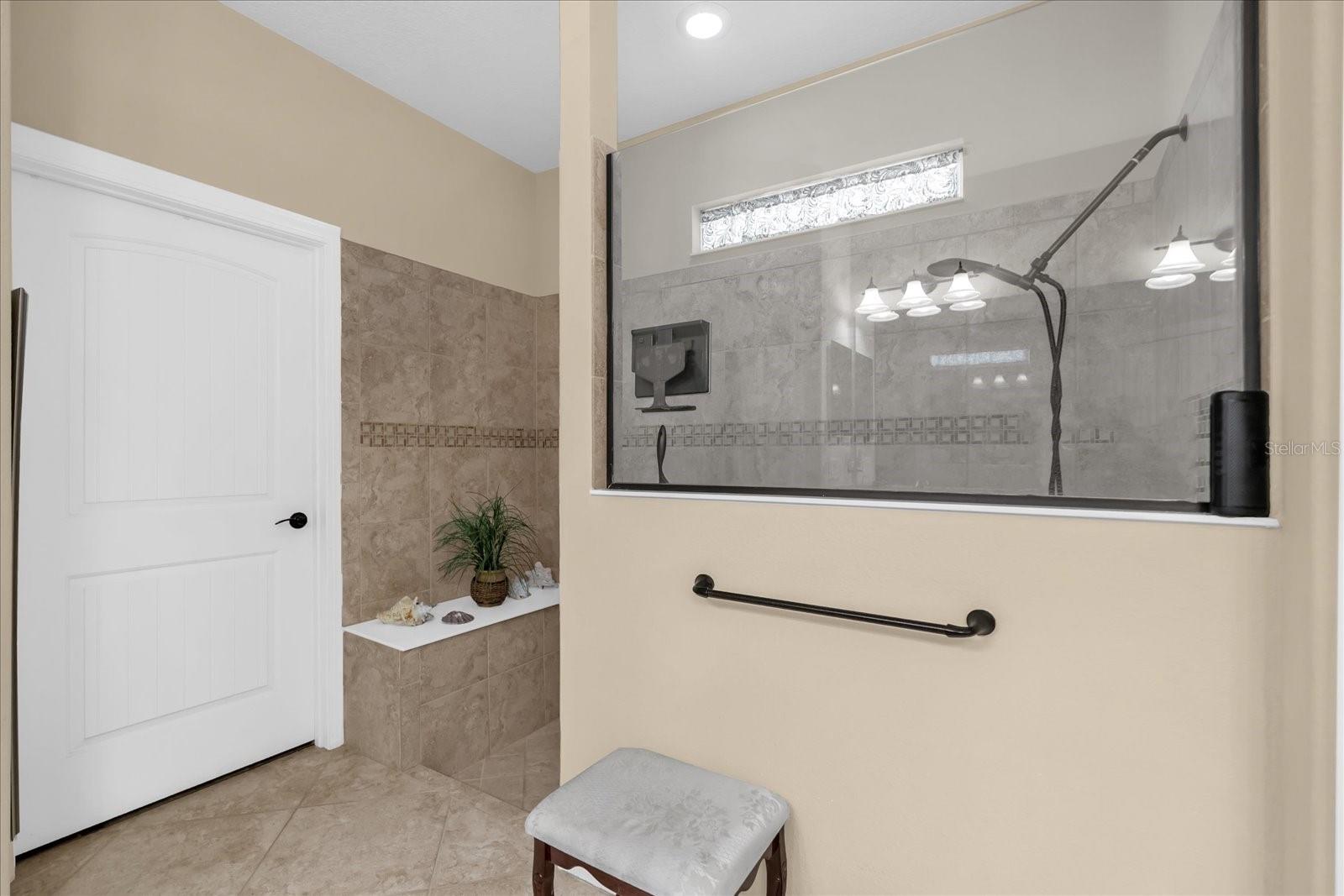715 Asturias Rd Property Photo 25