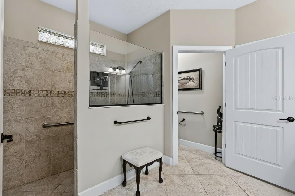 715 Asturias Rd Property Photo 26