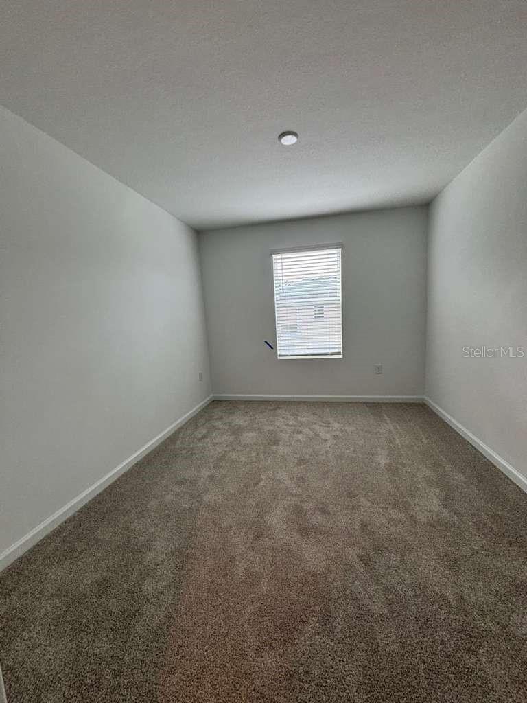 9872 Walkway Dr Property Photo 3