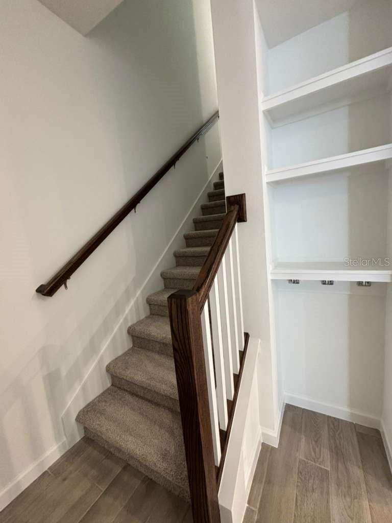 9872 Walkway Dr Property Photo 8