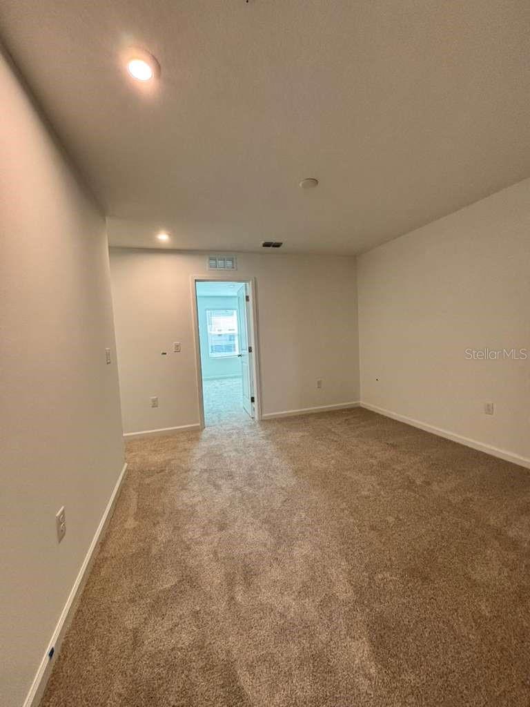 9872 Walkway Dr Property Photo 9