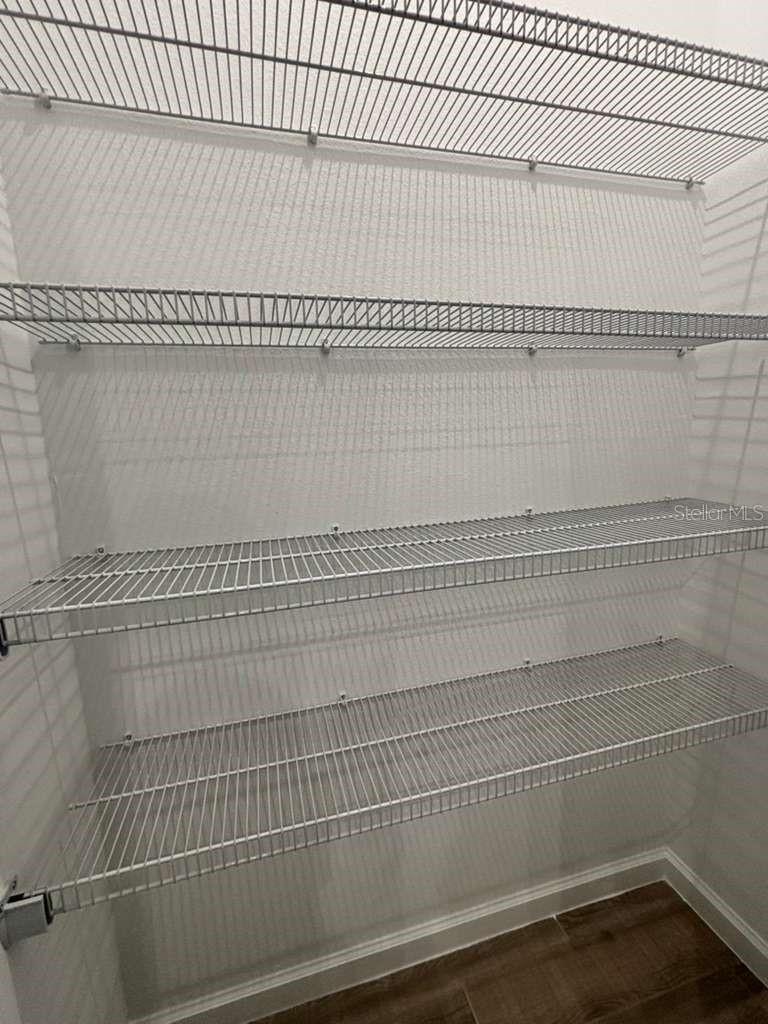 9872 Walkway Dr Property Photo 17