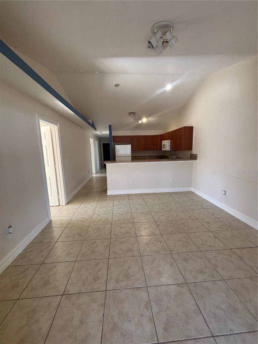2429 NOBEL AVE #2431