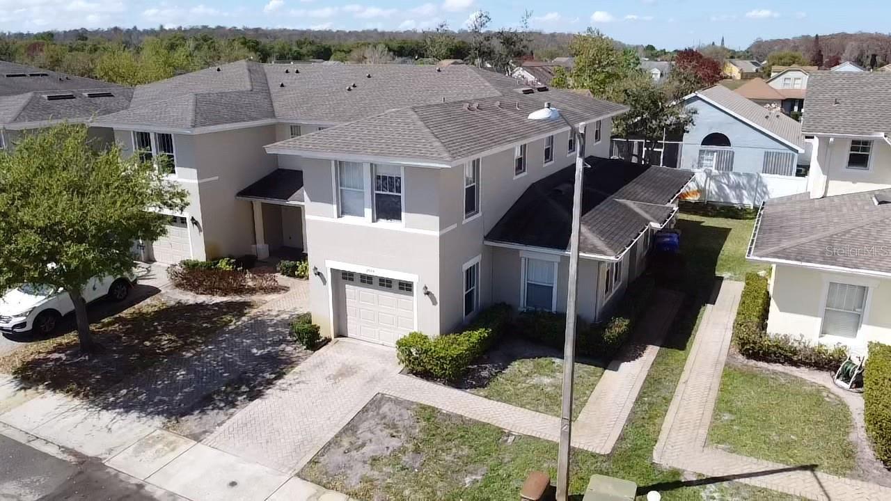 2024 Cypress Bay Blvd Property Photo 1