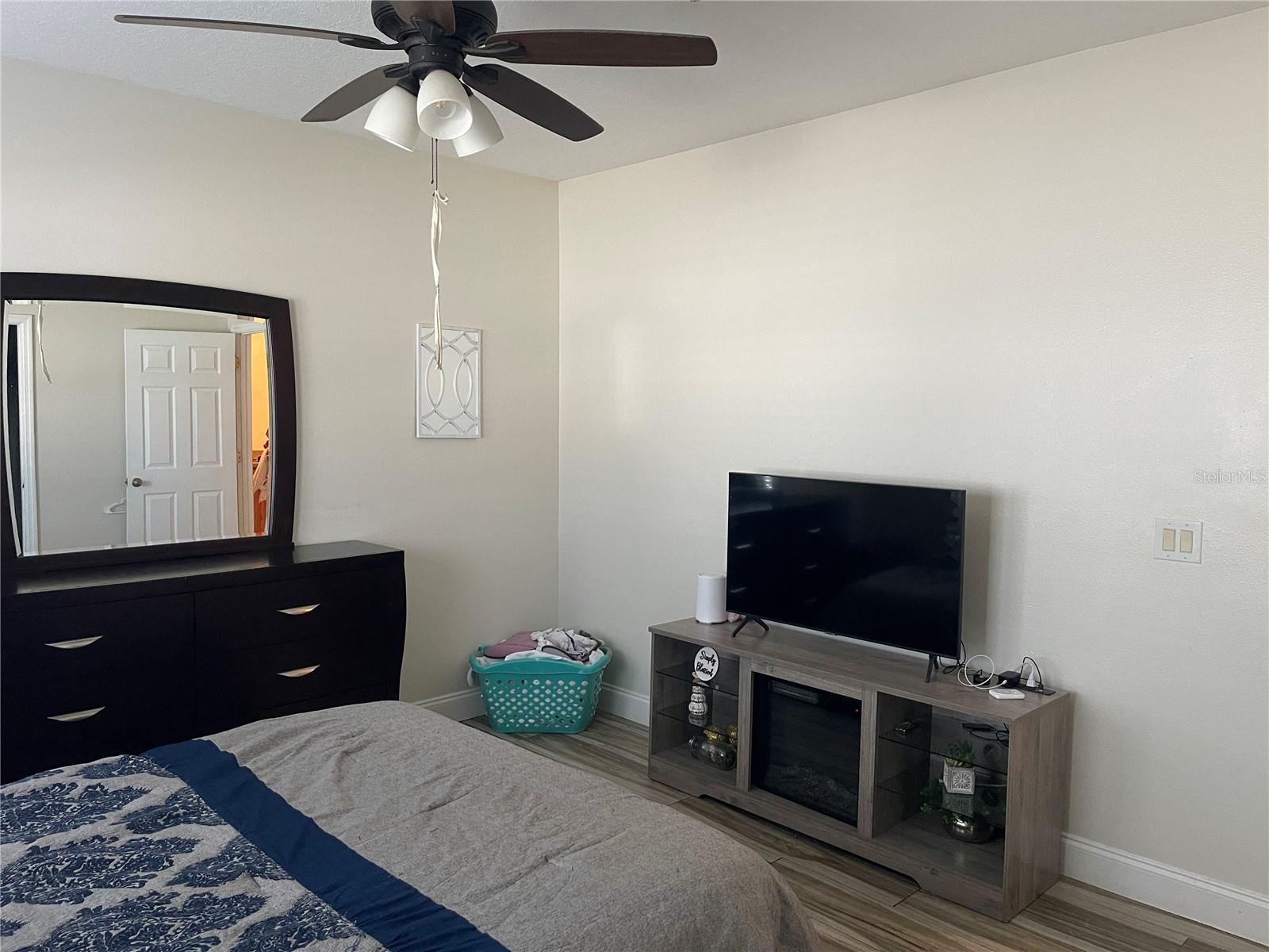 2024 Cypress Bay Blvd Property Photo 8