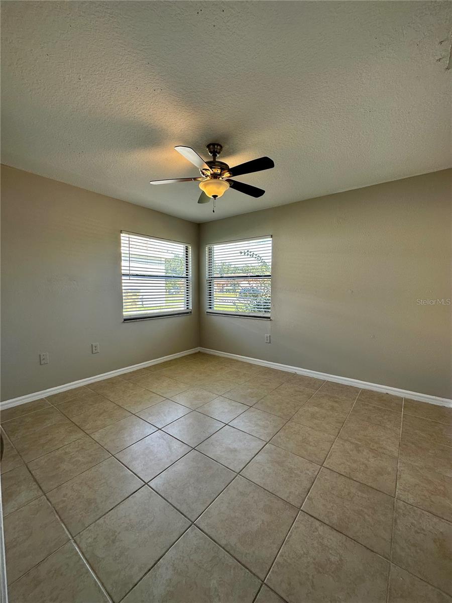 544 Imperial Pl Property Photo 8