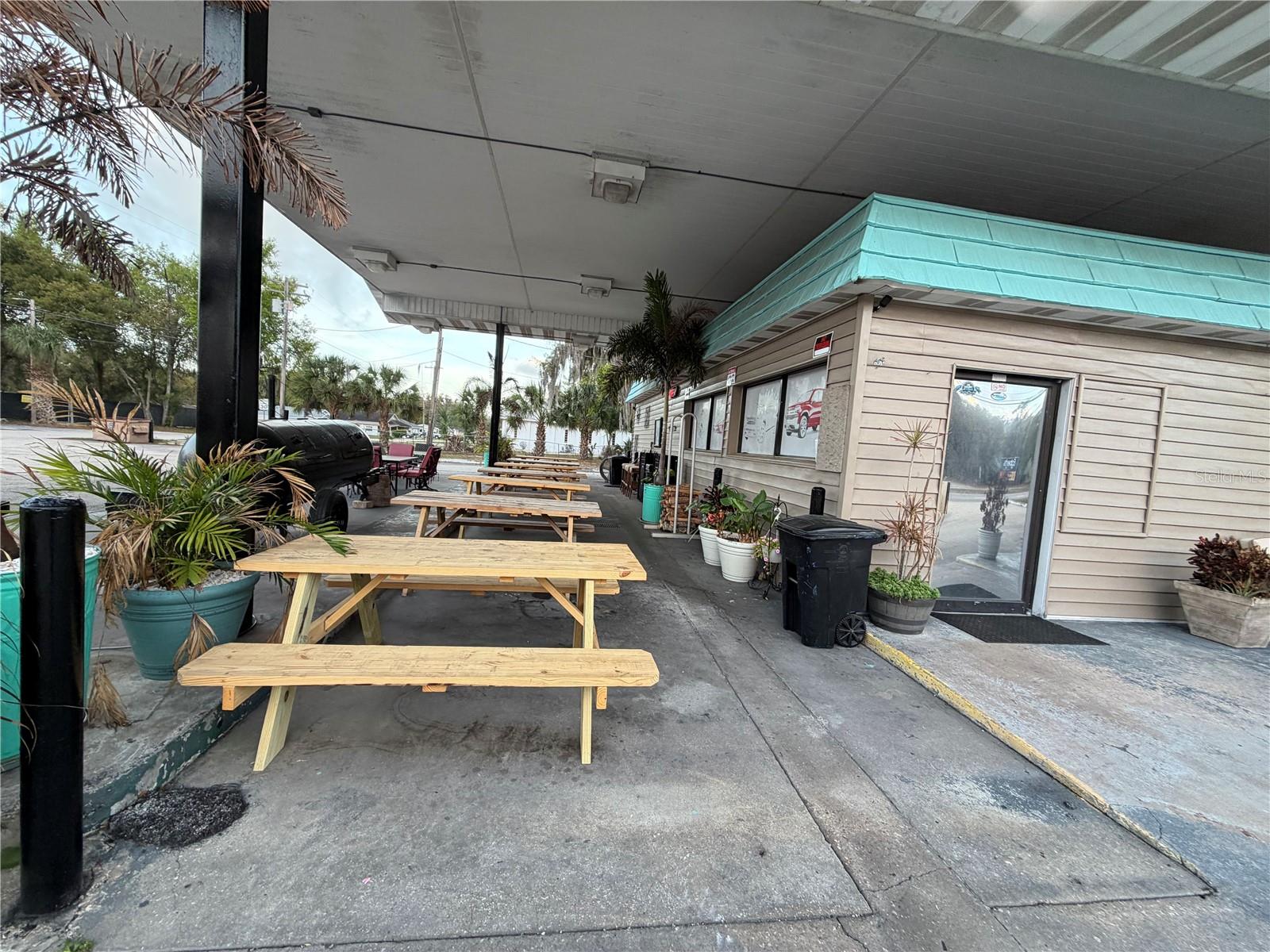 1095 Us Highway 17 S Property Photo 3