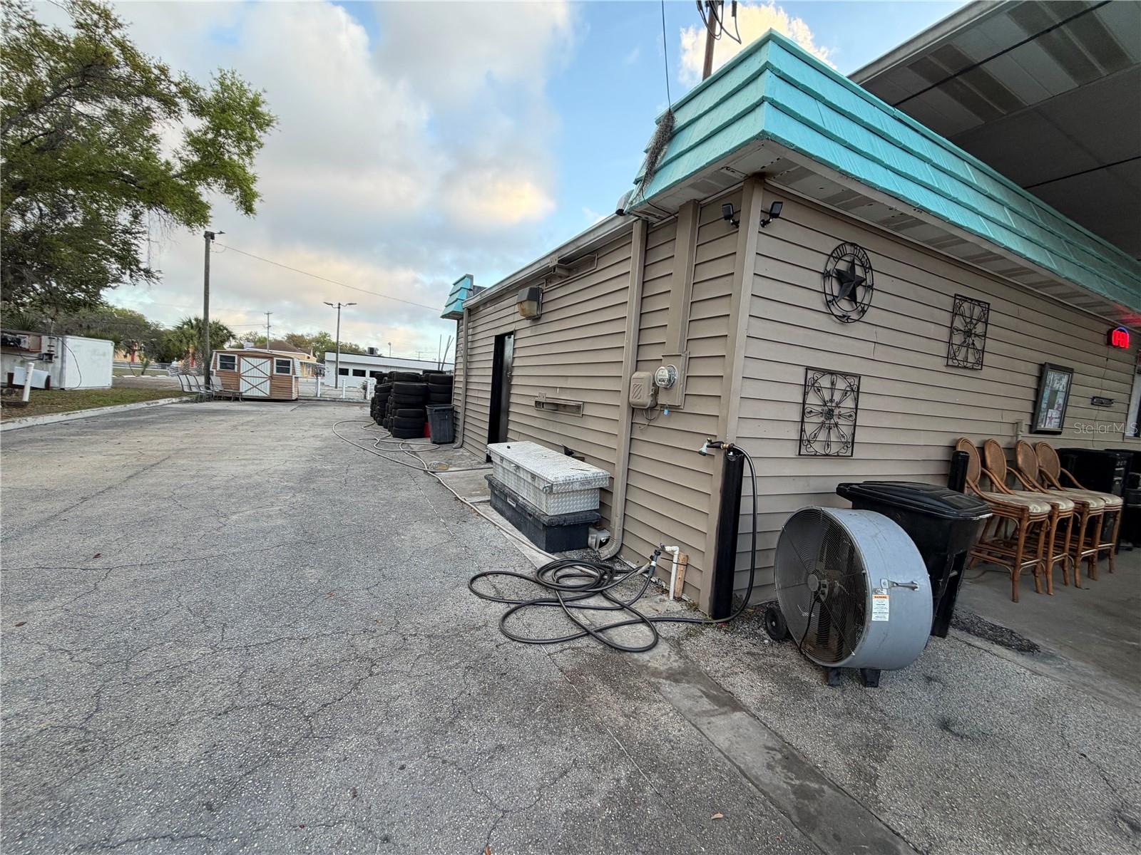1095 Us Highway 17 S Property Photo 8