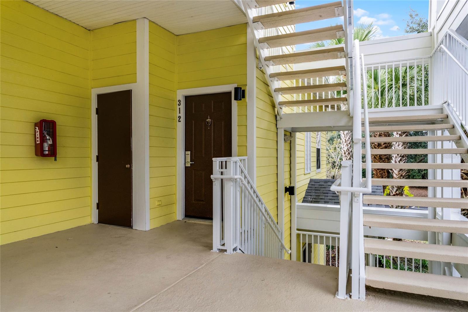 312 Lucaya Loop Property Photo 6