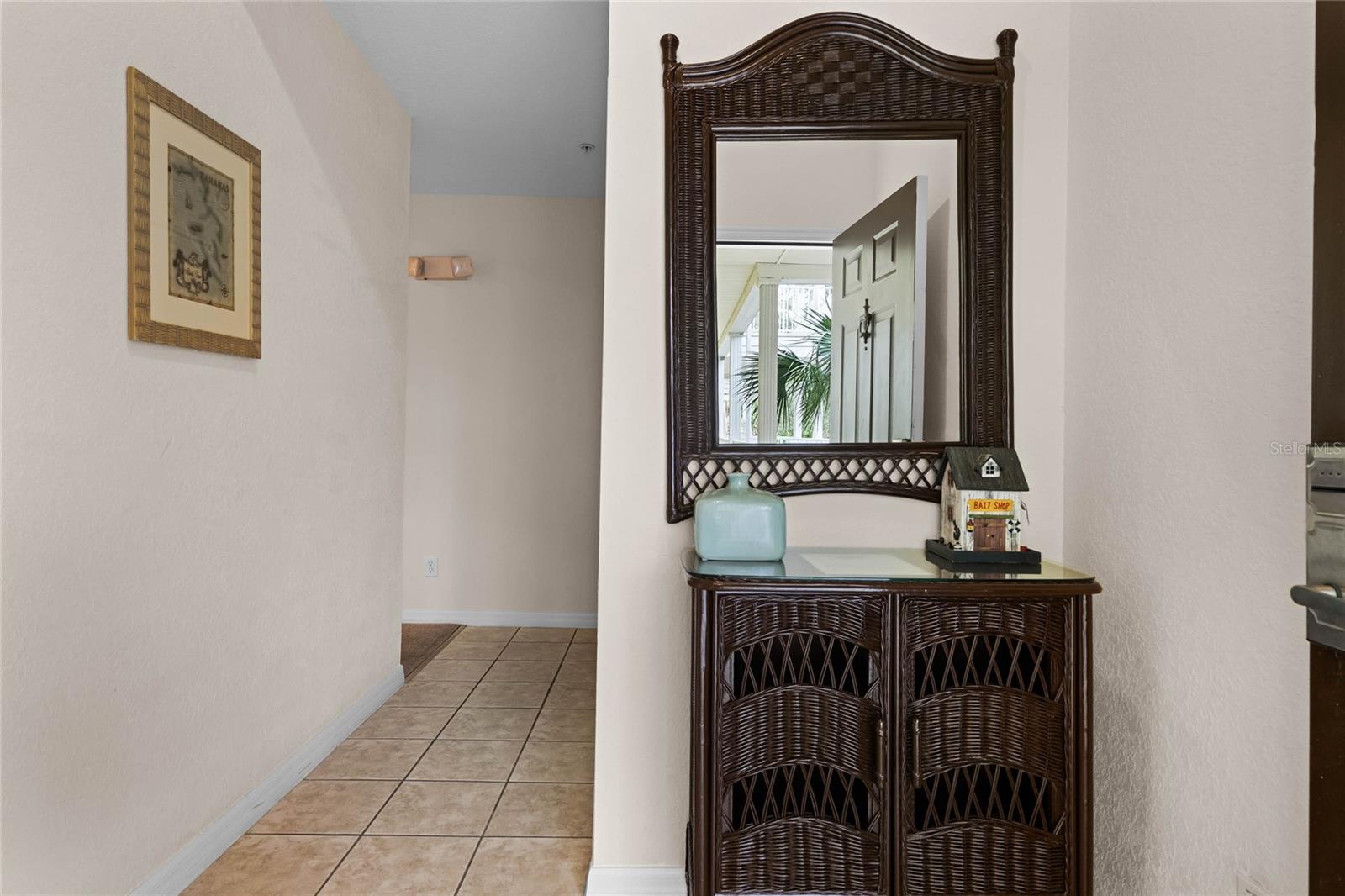 312 Lucaya Loop Property Photo 7