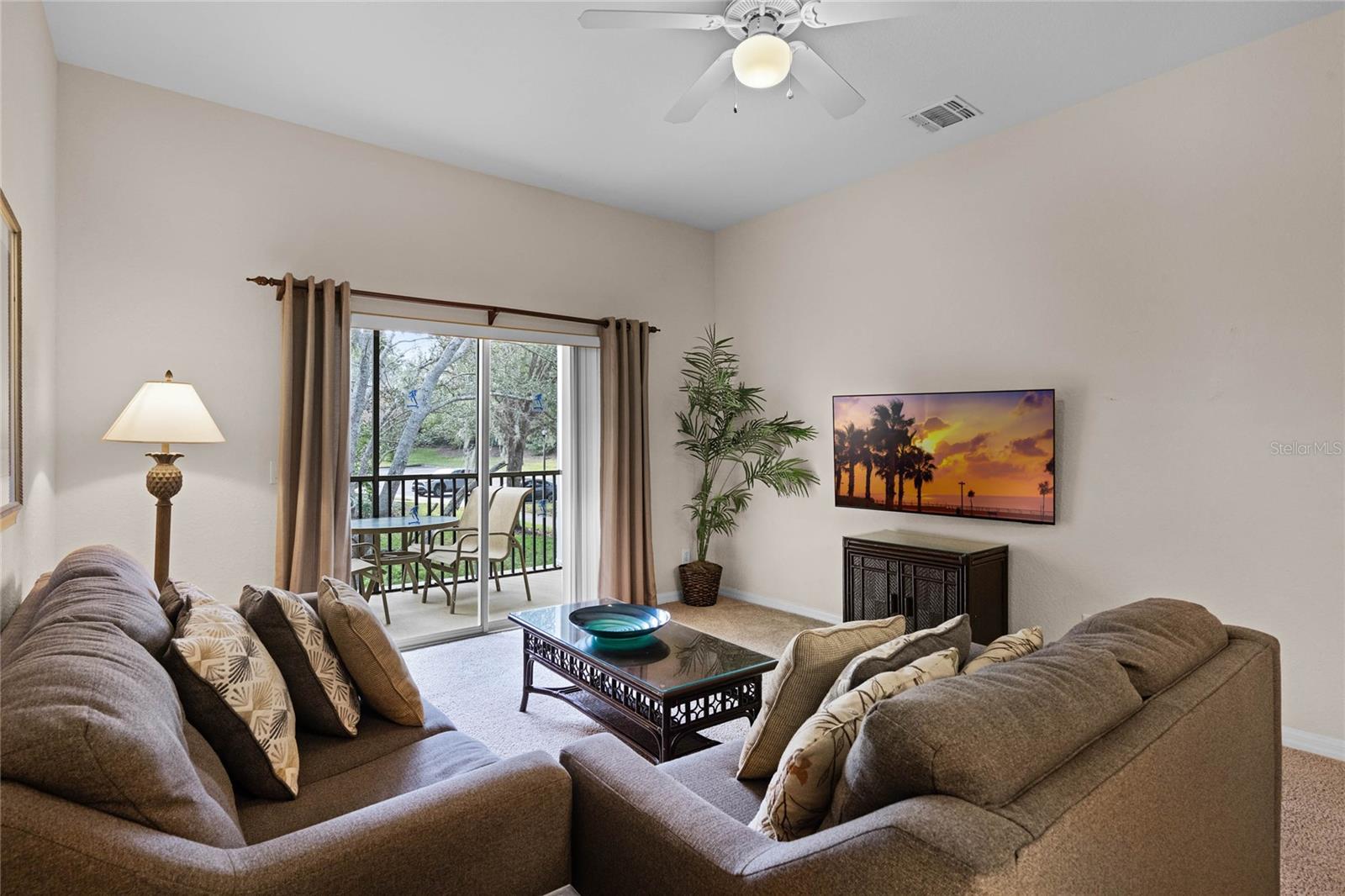 312 Lucaya Loop Property Photo 9