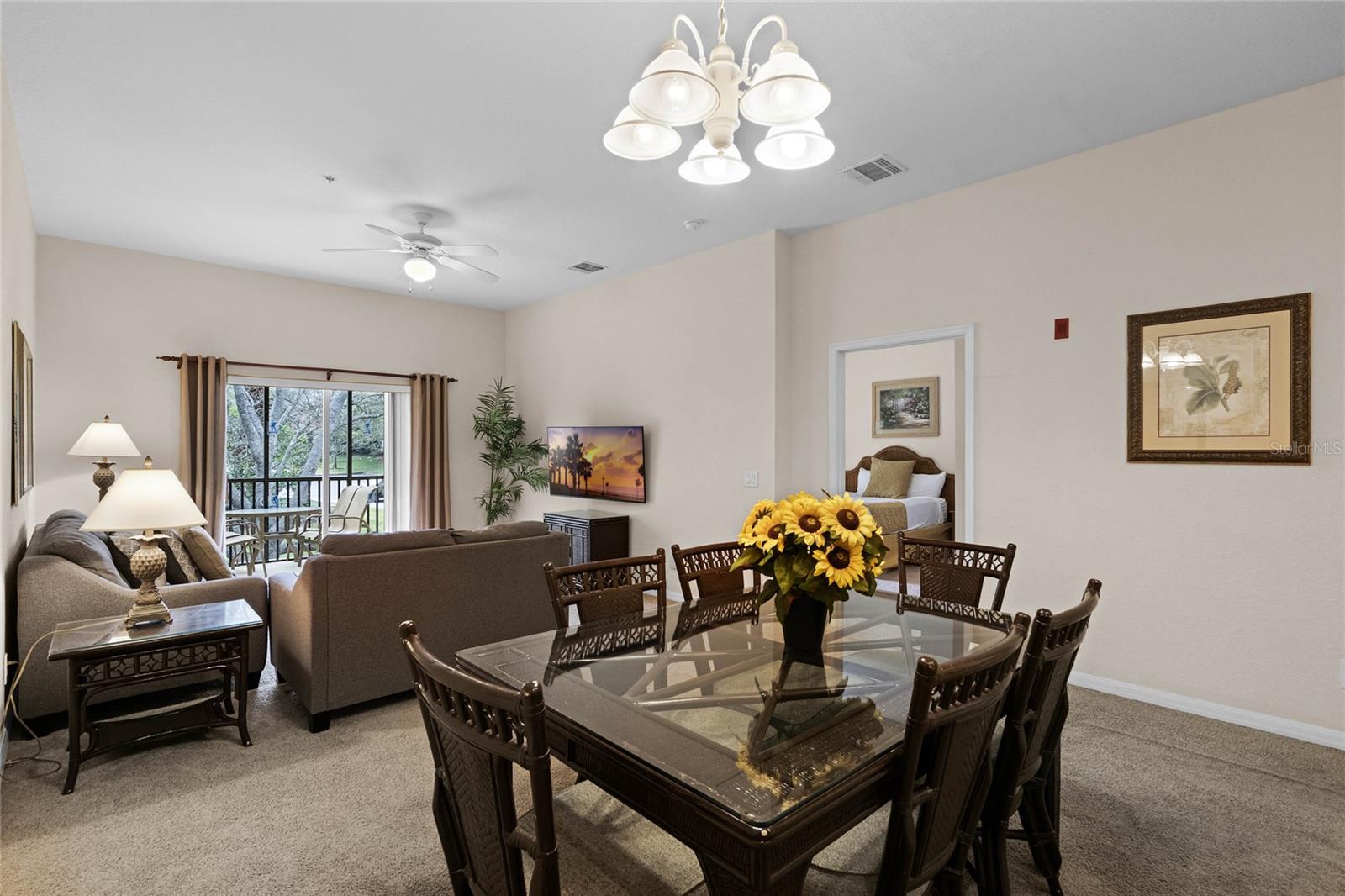 312 Lucaya Loop Property Photo 14