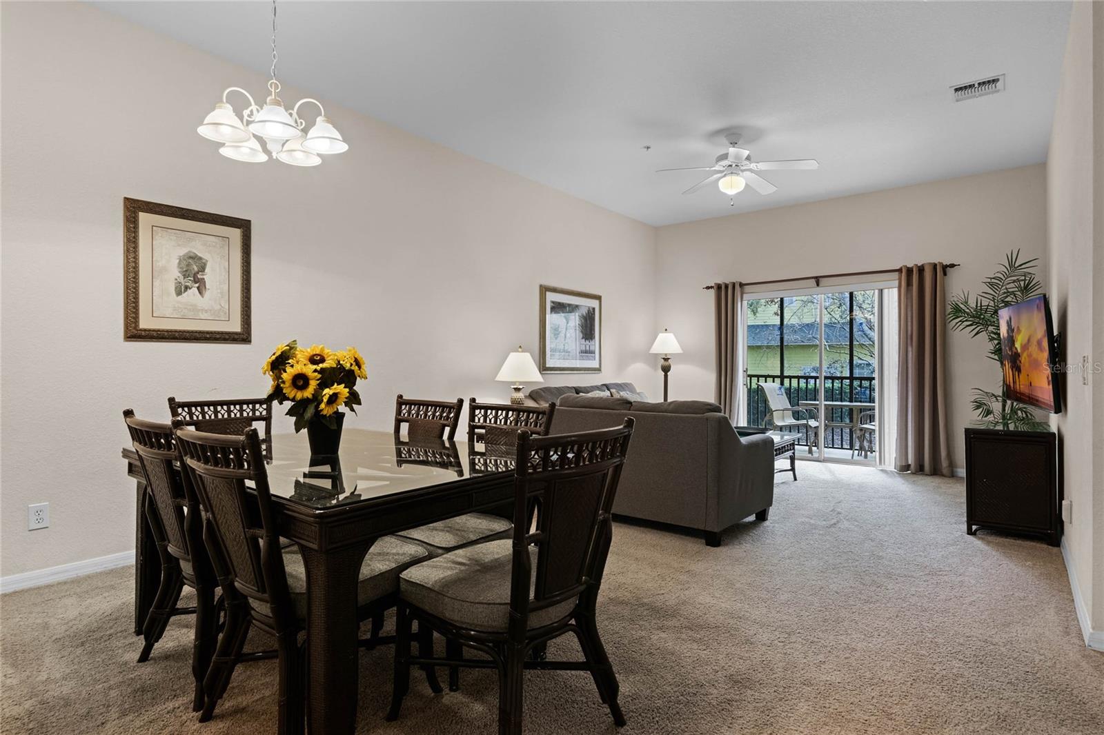 312 Lucaya Loop Property Photo 15