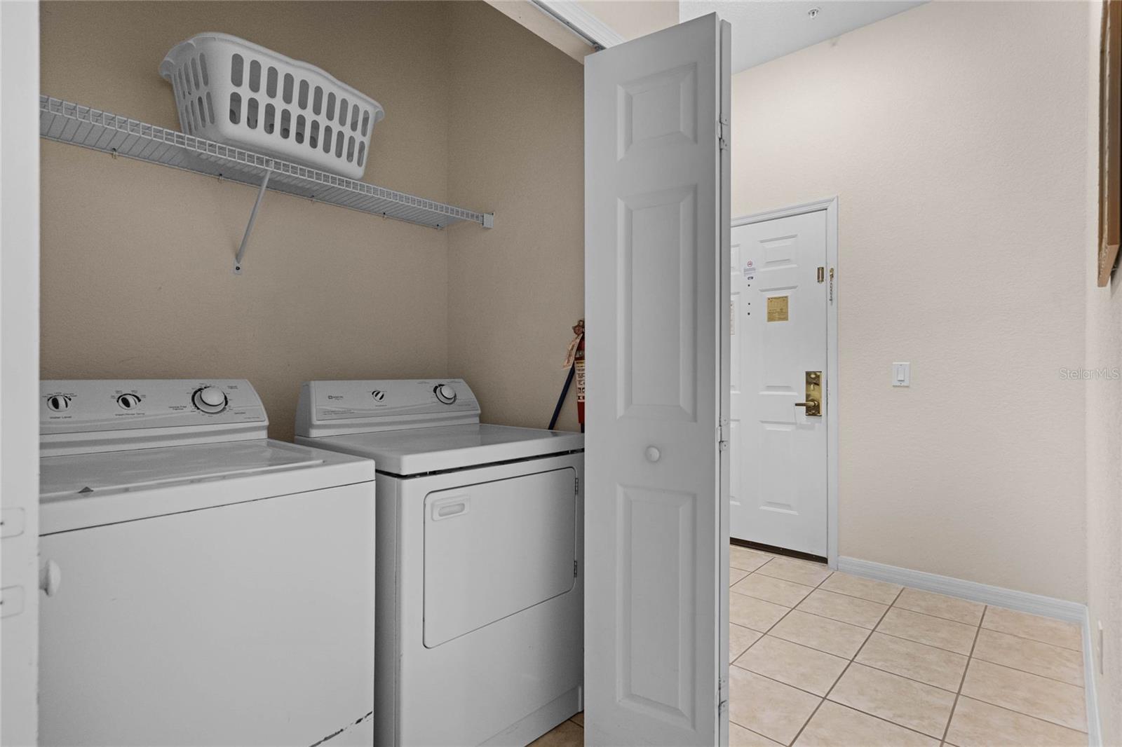 312 Lucaya Loop Property Photo 29