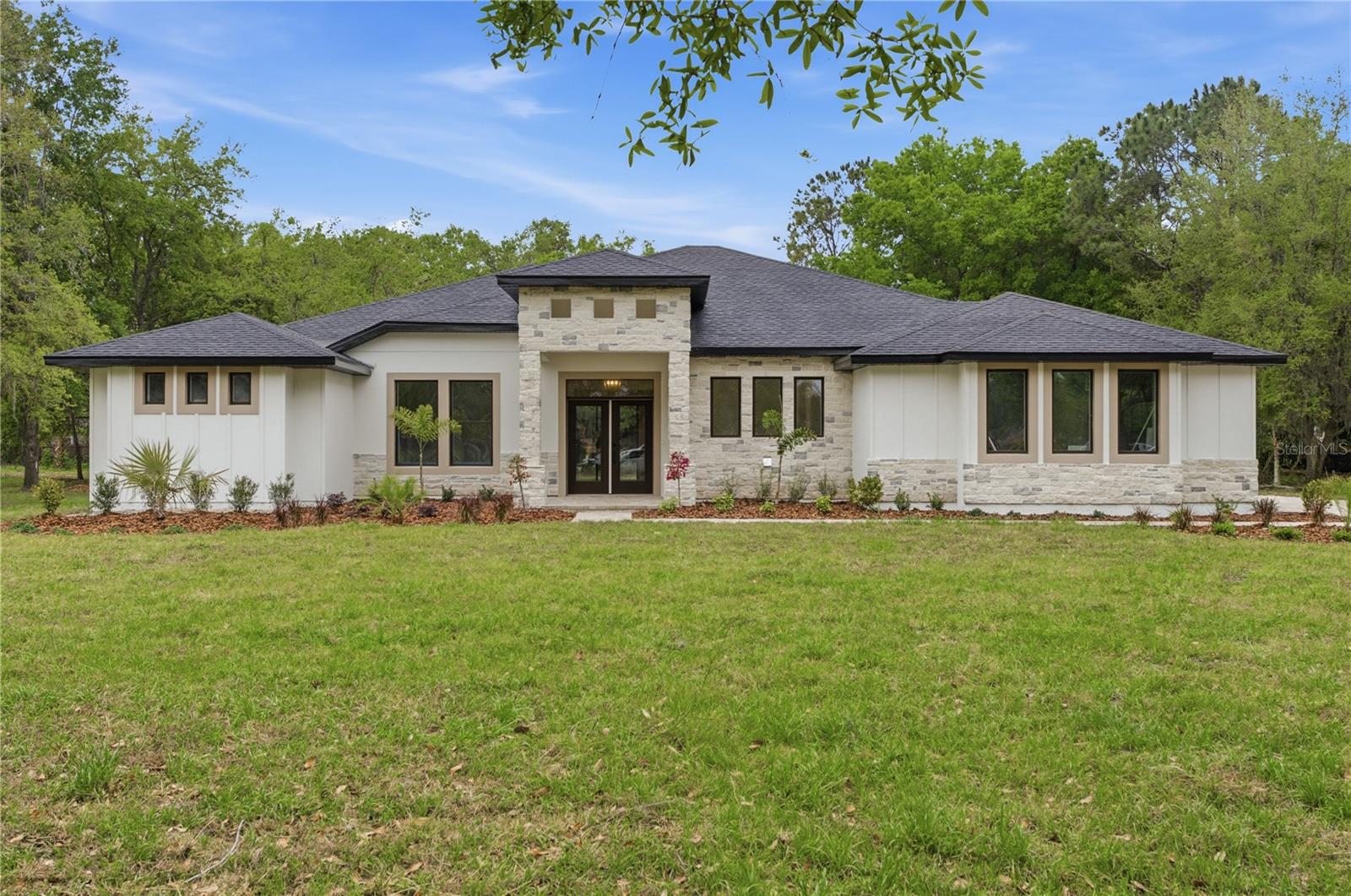 1516 Pine Island Rd Property Photo 1