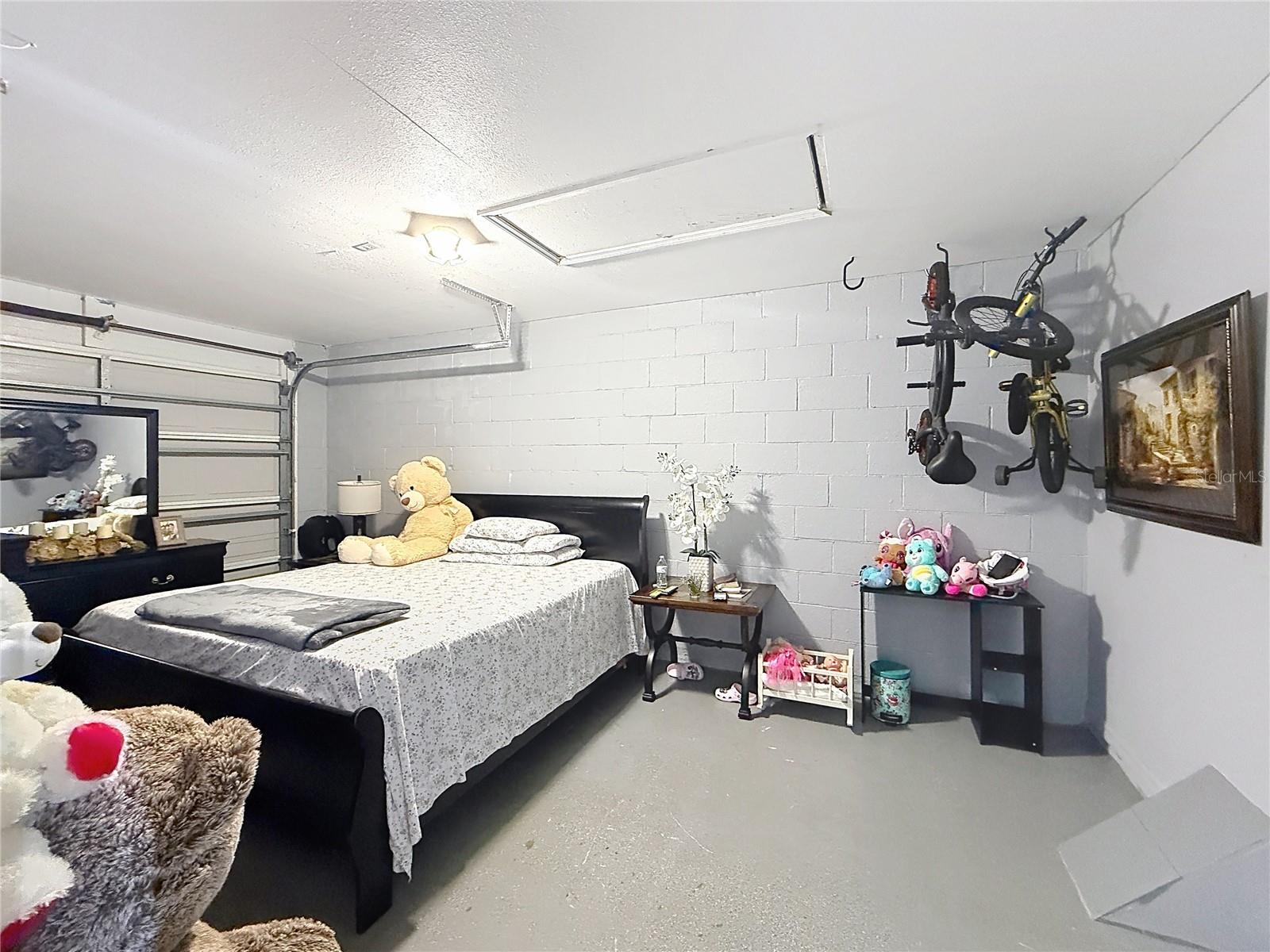 522-524 Imperial Pl Property Photo 11
