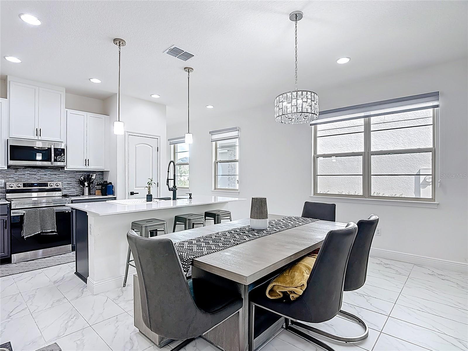 7541 Wing Span Way Property Photo 13
