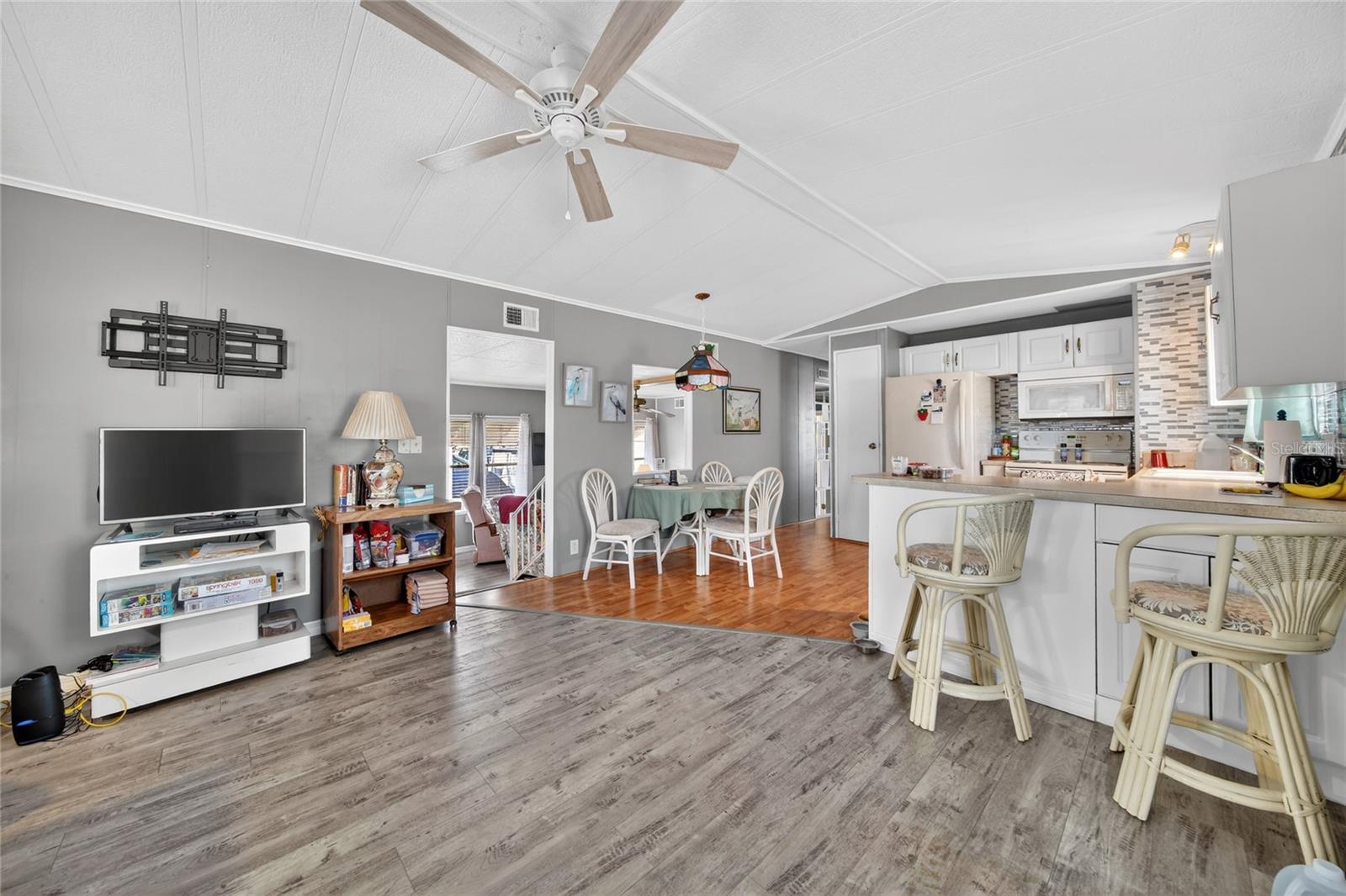 251 Patterson Rd #d32 Property Photo 7