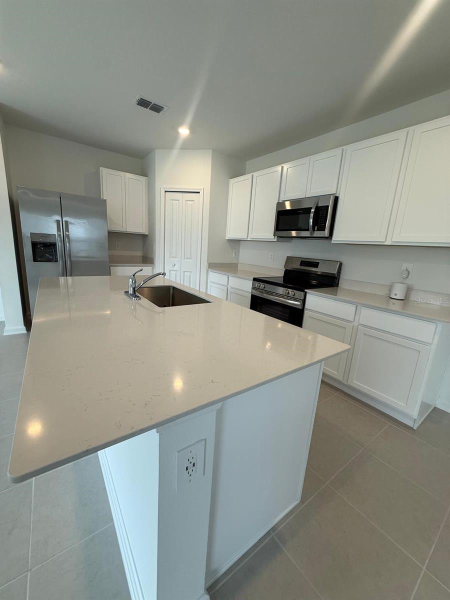 3634 Hardman Drive Property Photo 3